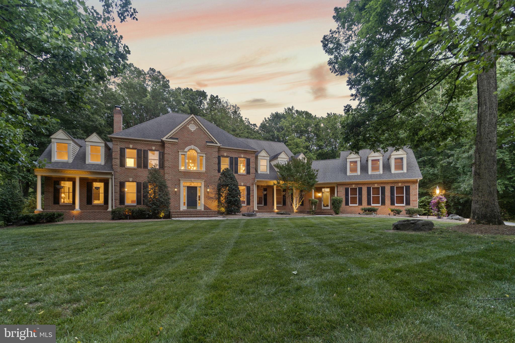 WINDSOR RIDGE - Residential