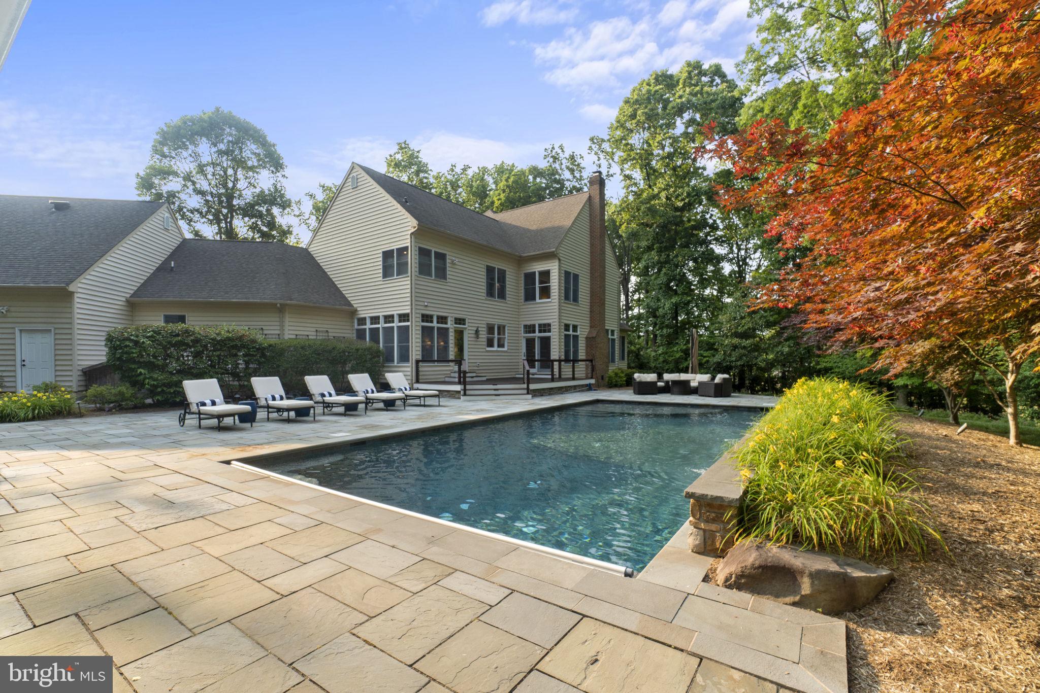 WINDSOR RIDGE - Residential