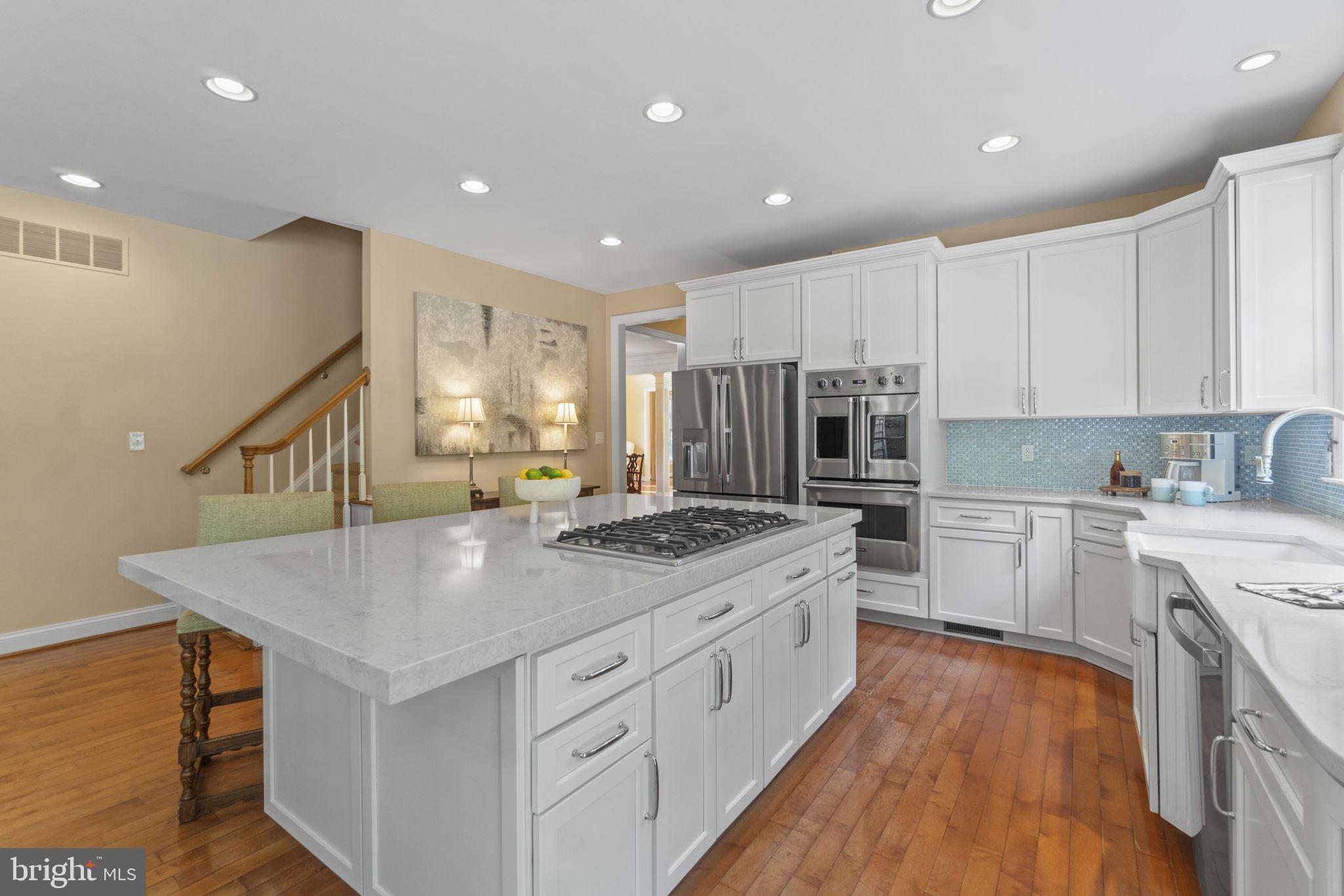 WINDSOR RIDGE - Residential