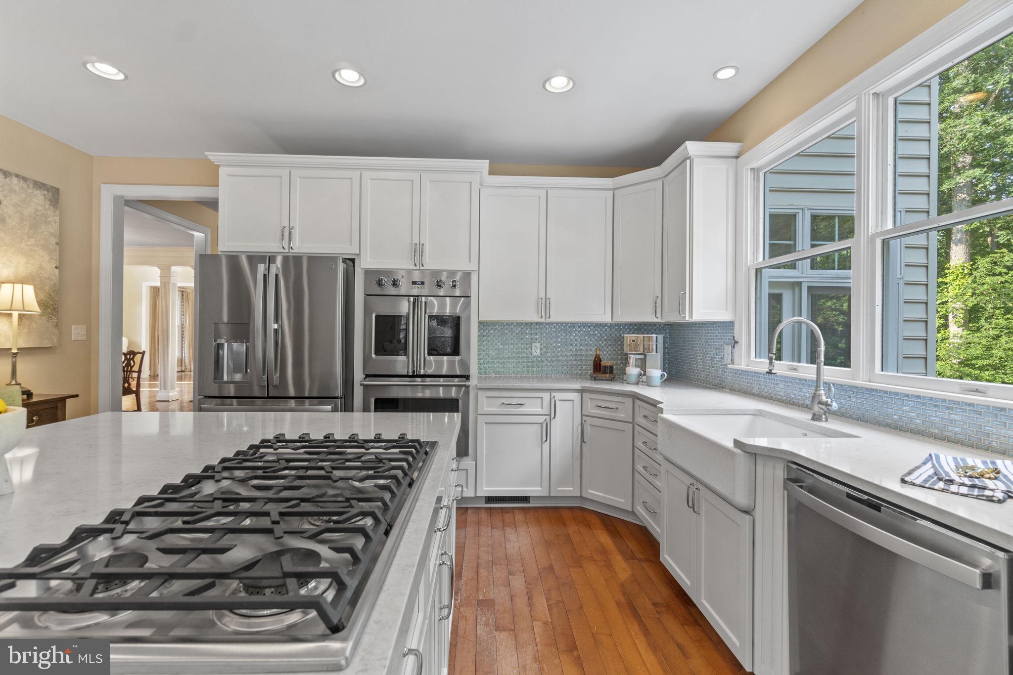 WINDSOR RIDGE - Residential