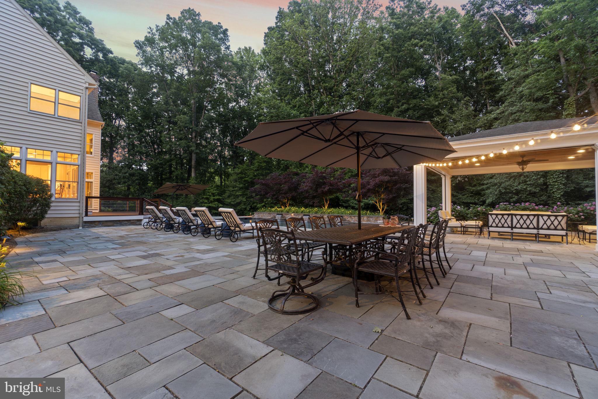 WINDSOR RIDGE - Residential