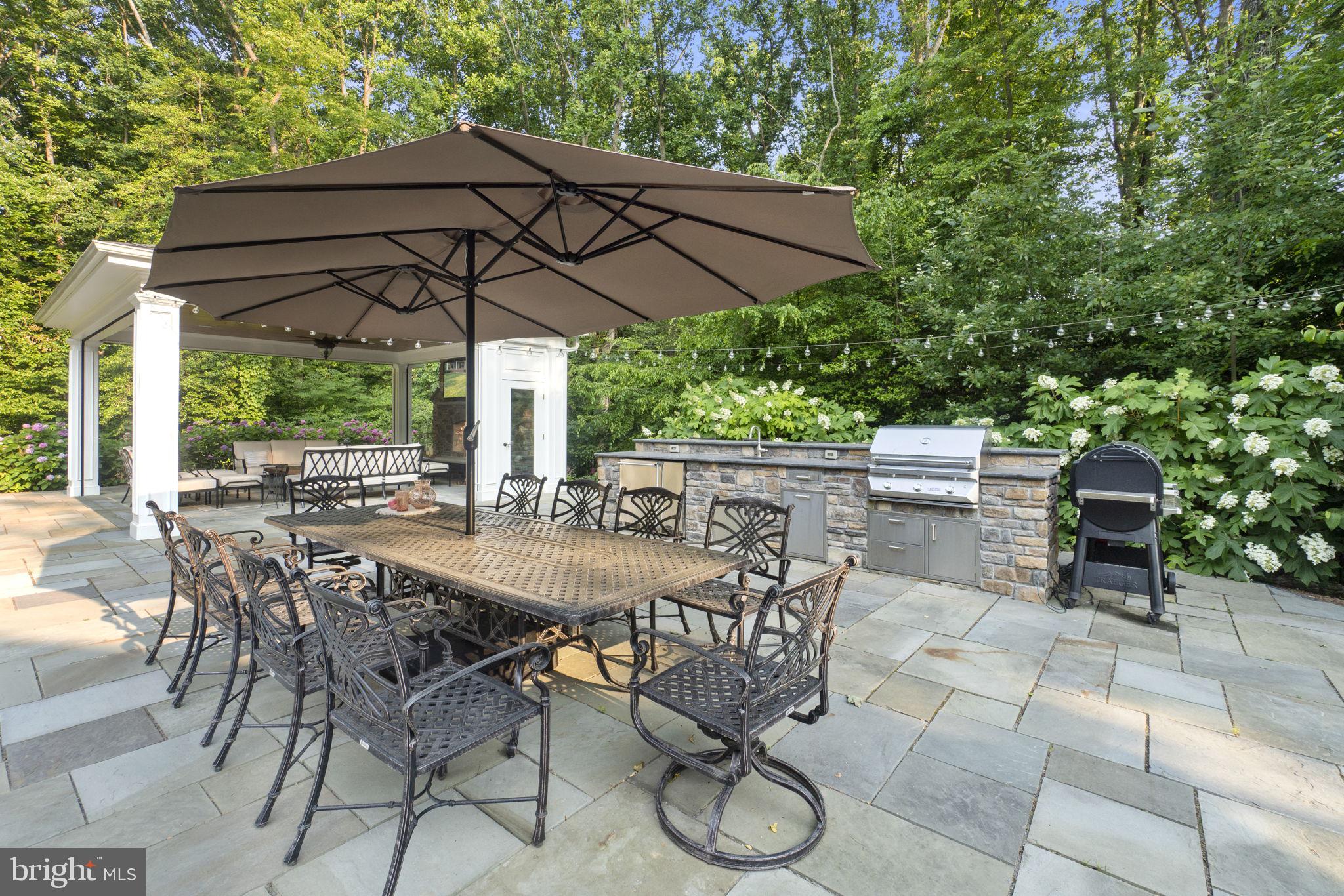 WINDSOR RIDGE - Residential