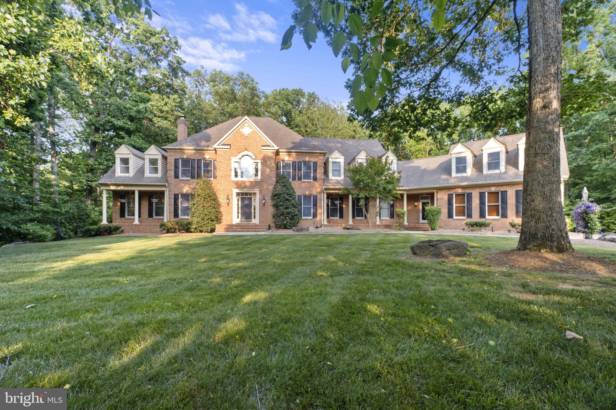 WINDSOR RIDGE - Residential