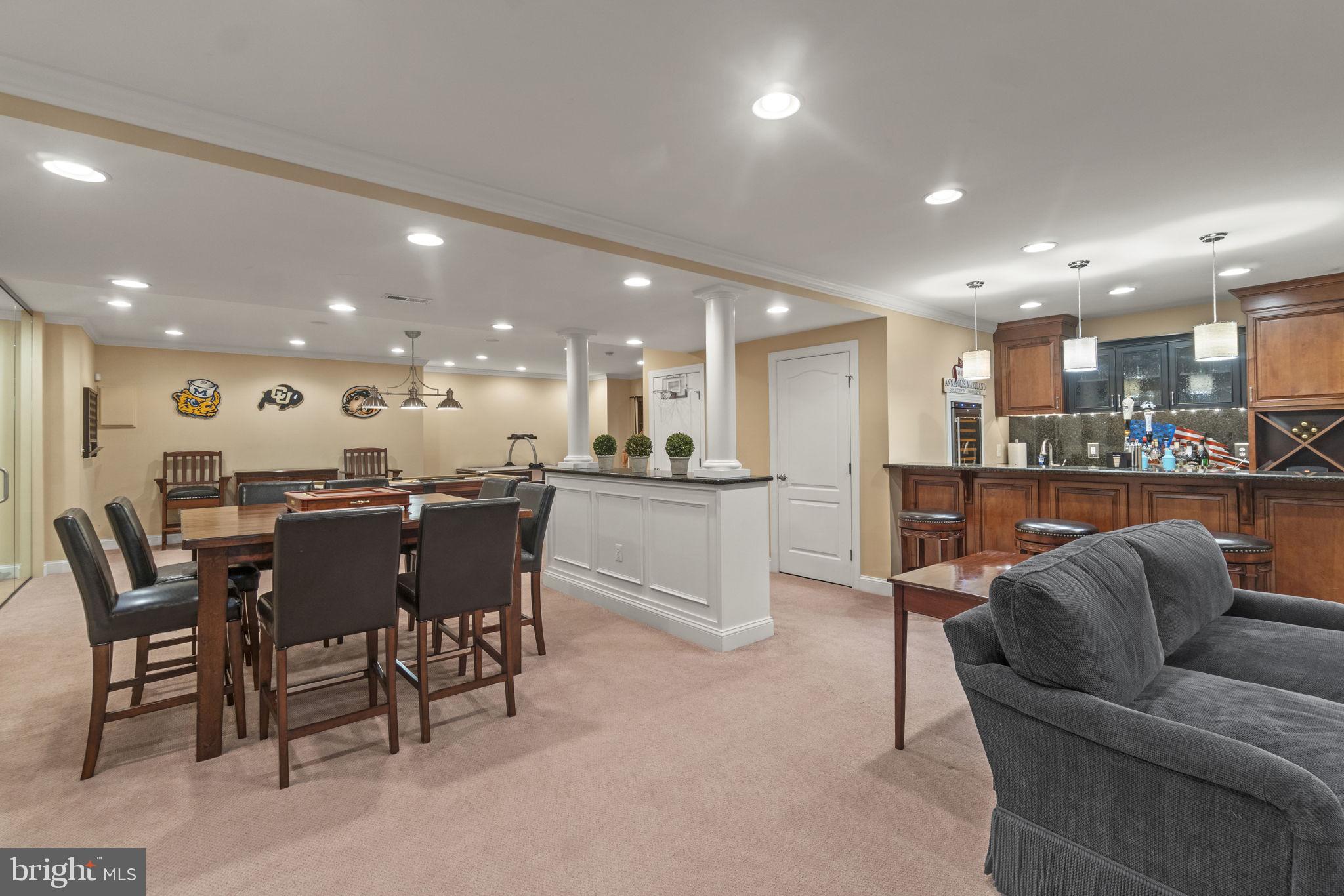 WINDSOR RIDGE - Residential