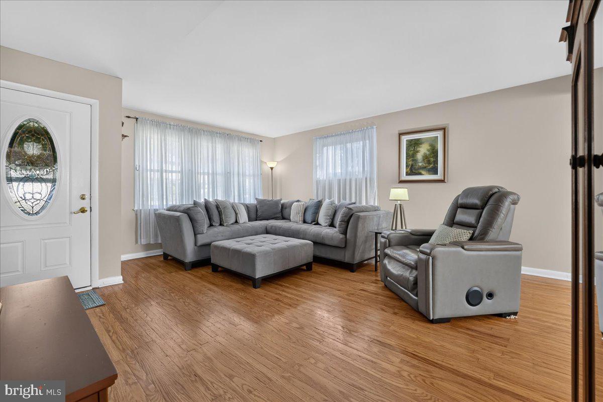 506 INMAN TERRACE