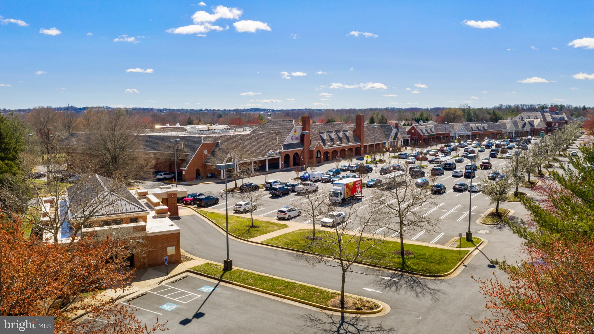 BELLE POND FARM - Residential