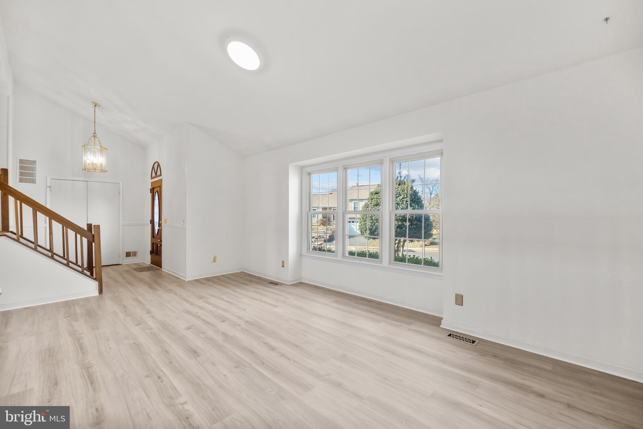 5515 BUGGY WHIP DRIVE