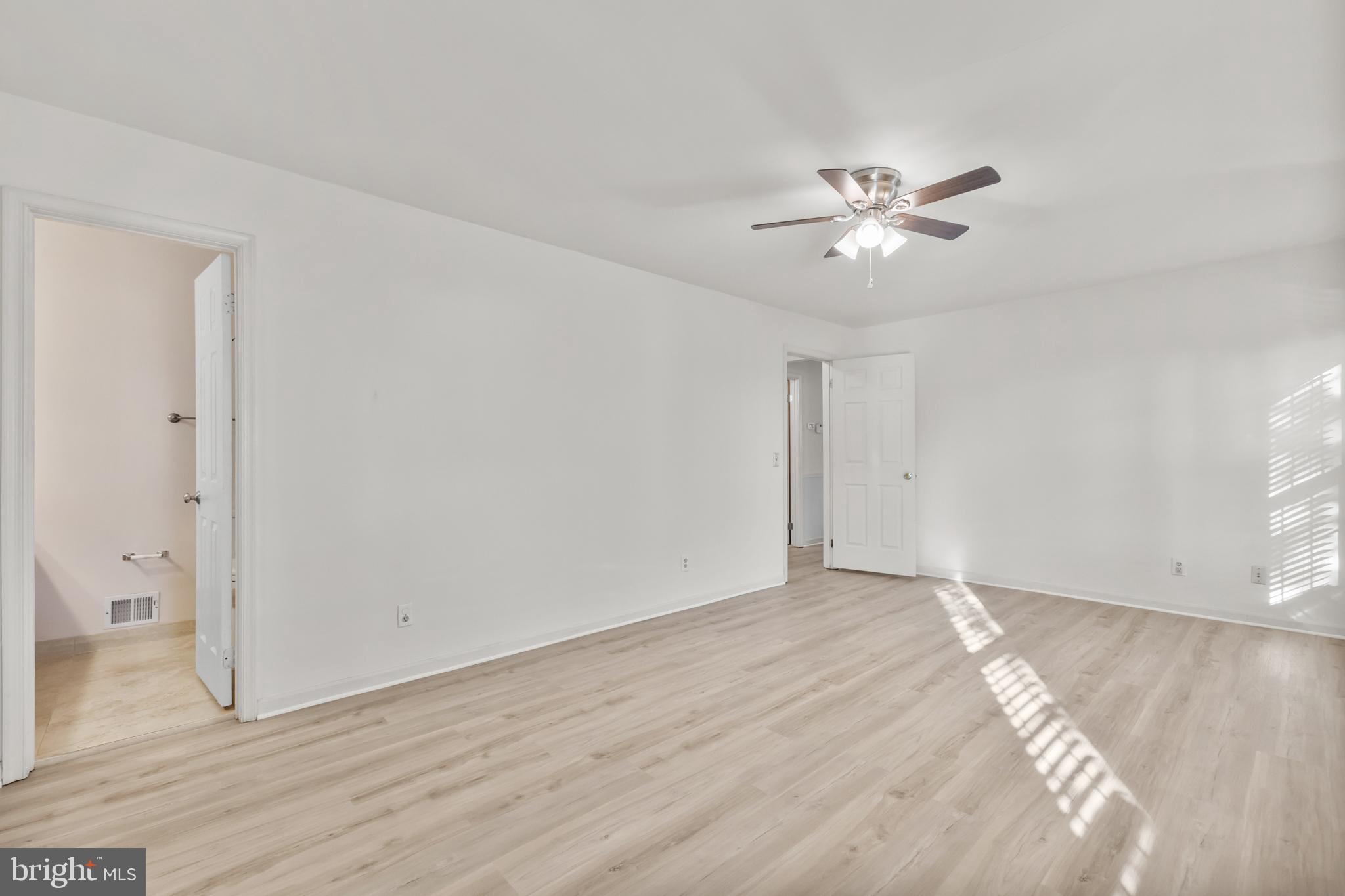 BELLE POND FARM - Residential