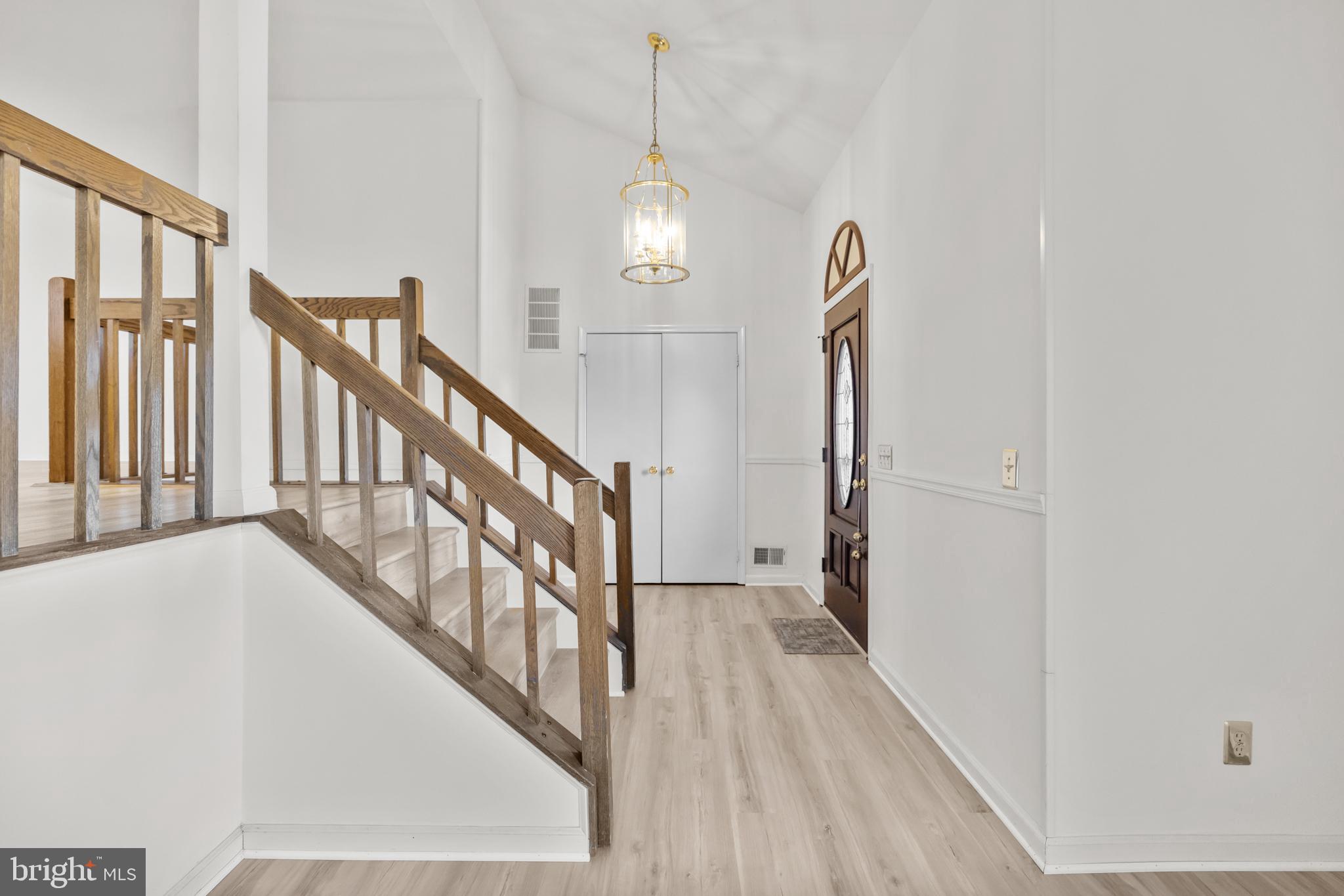 5515 BUGGY WHIP DRIVE