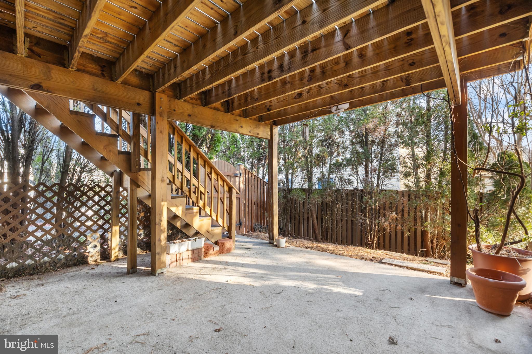 BELLE POND FARM - Residential