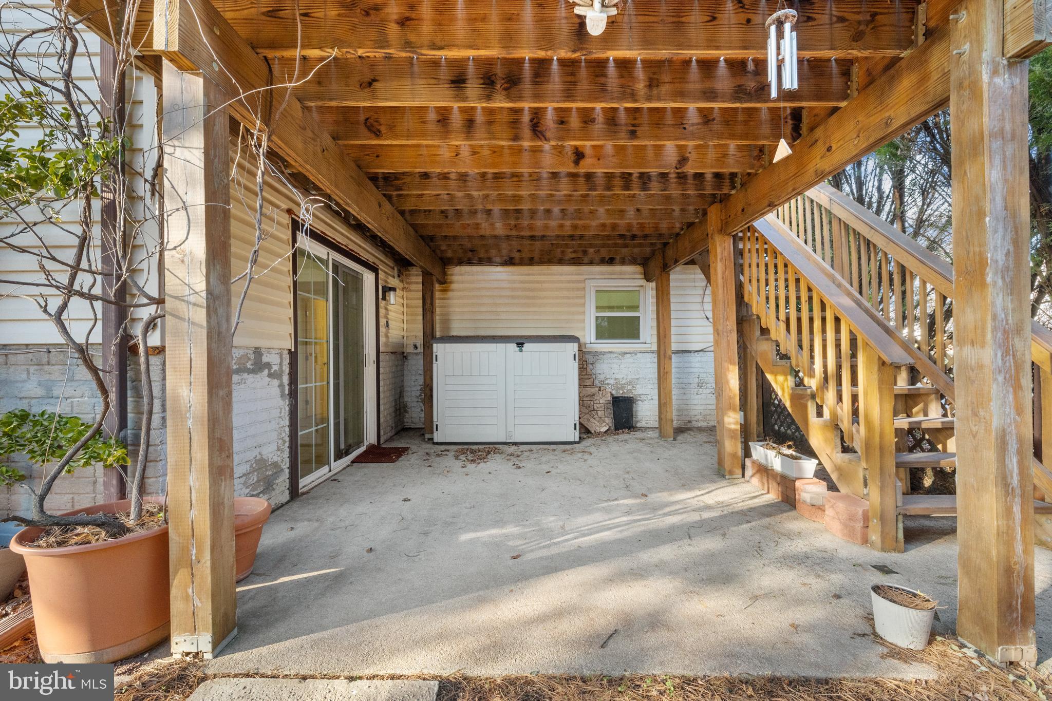 BELLE POND FARM - Residential