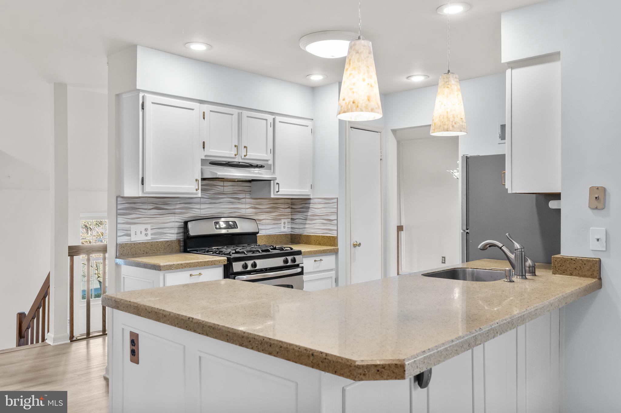 BELLE POND FARM - Residential