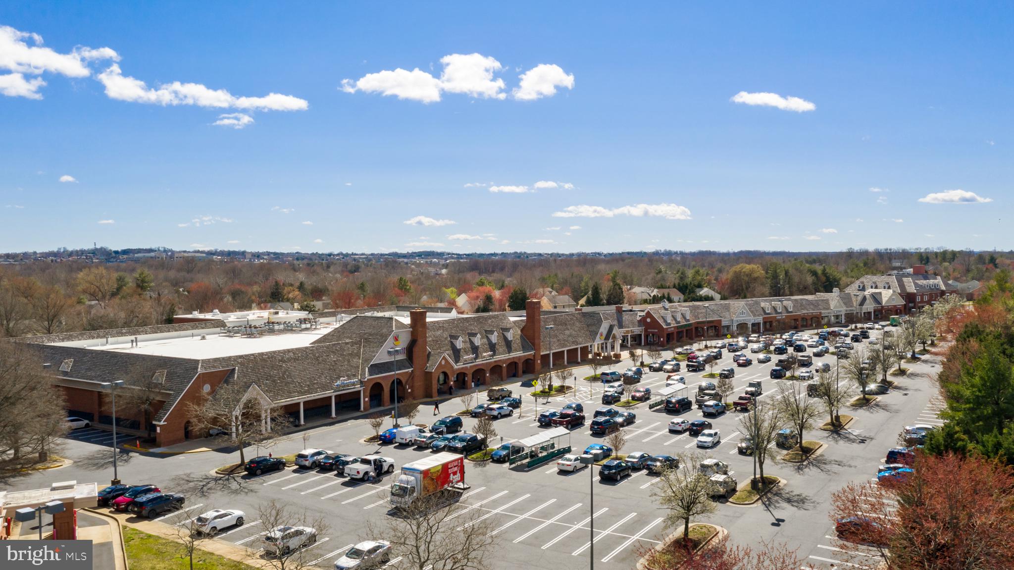 BELLE POND FARM - Residential