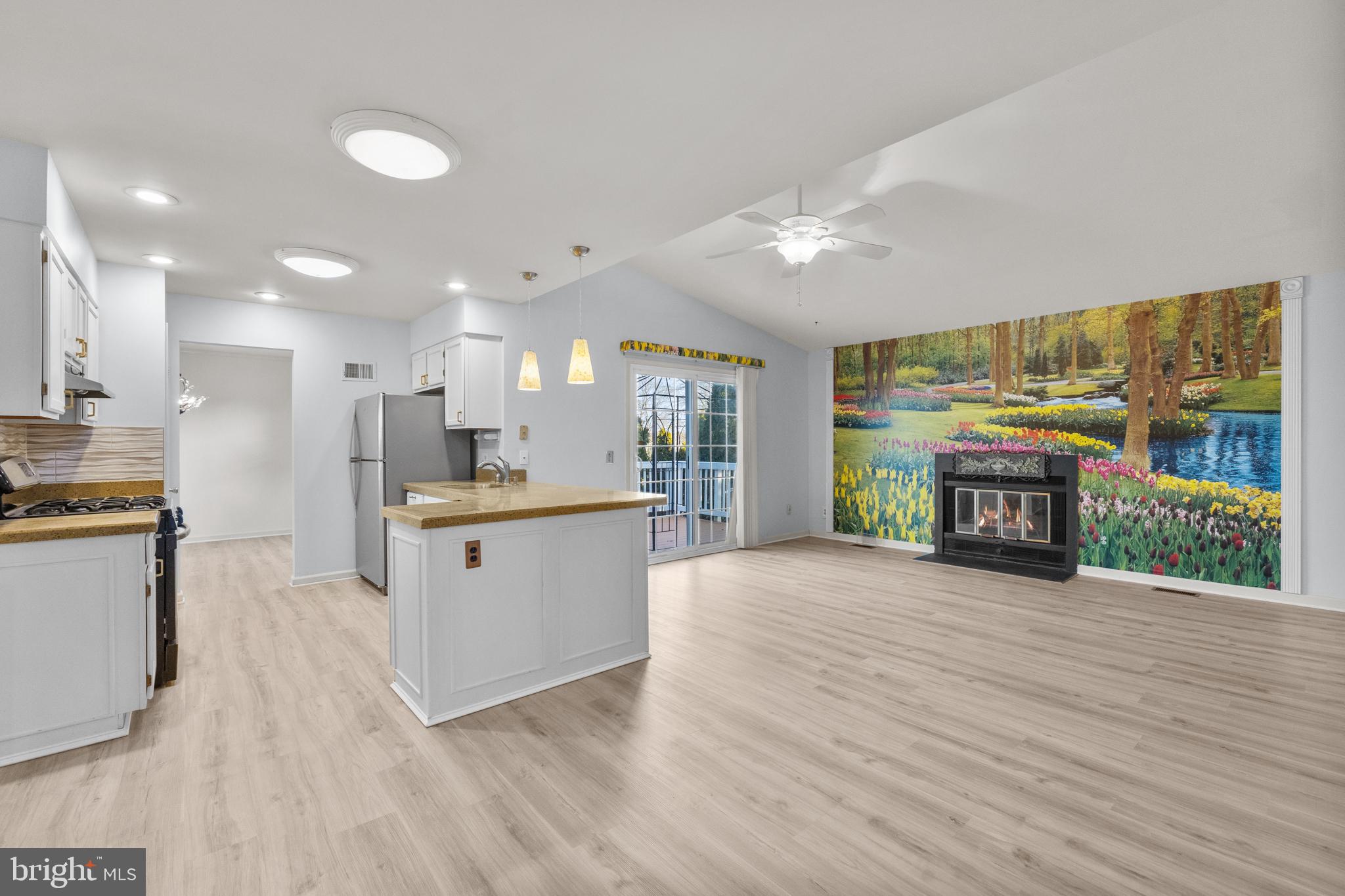 BELLE POND FARM - Residential