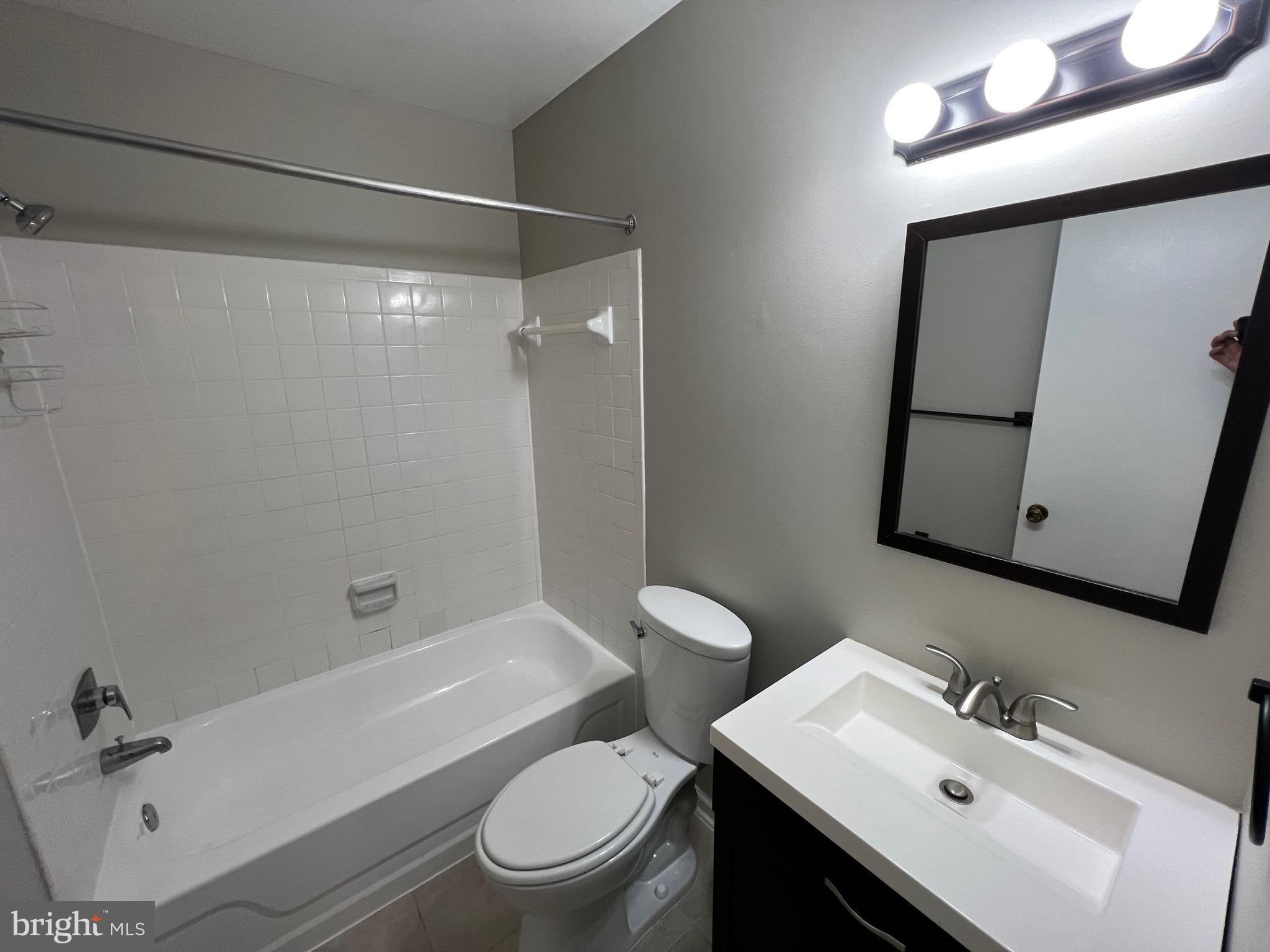 SIGNAL HILL - Residential