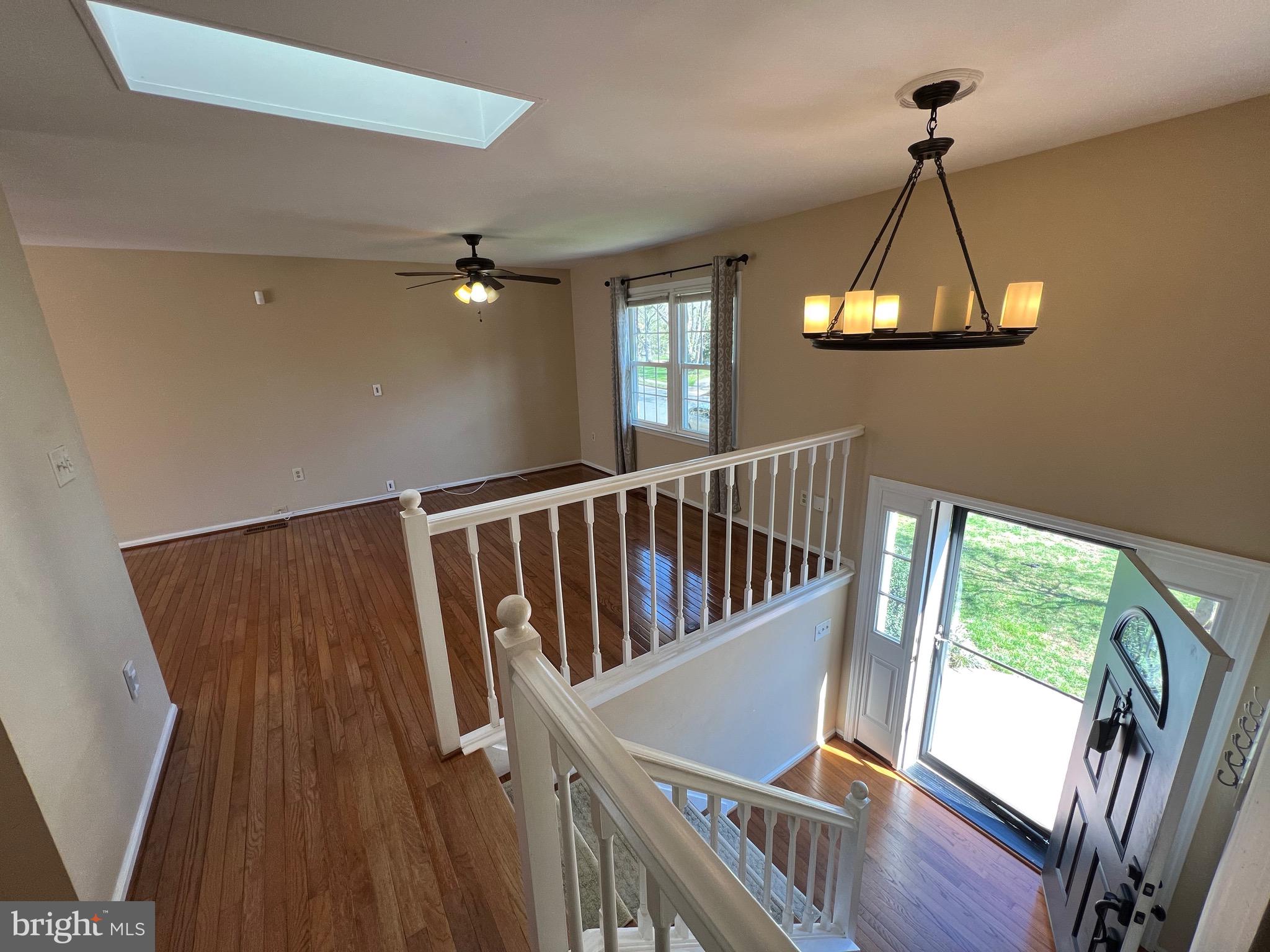 SIGNAL HILL - Residential