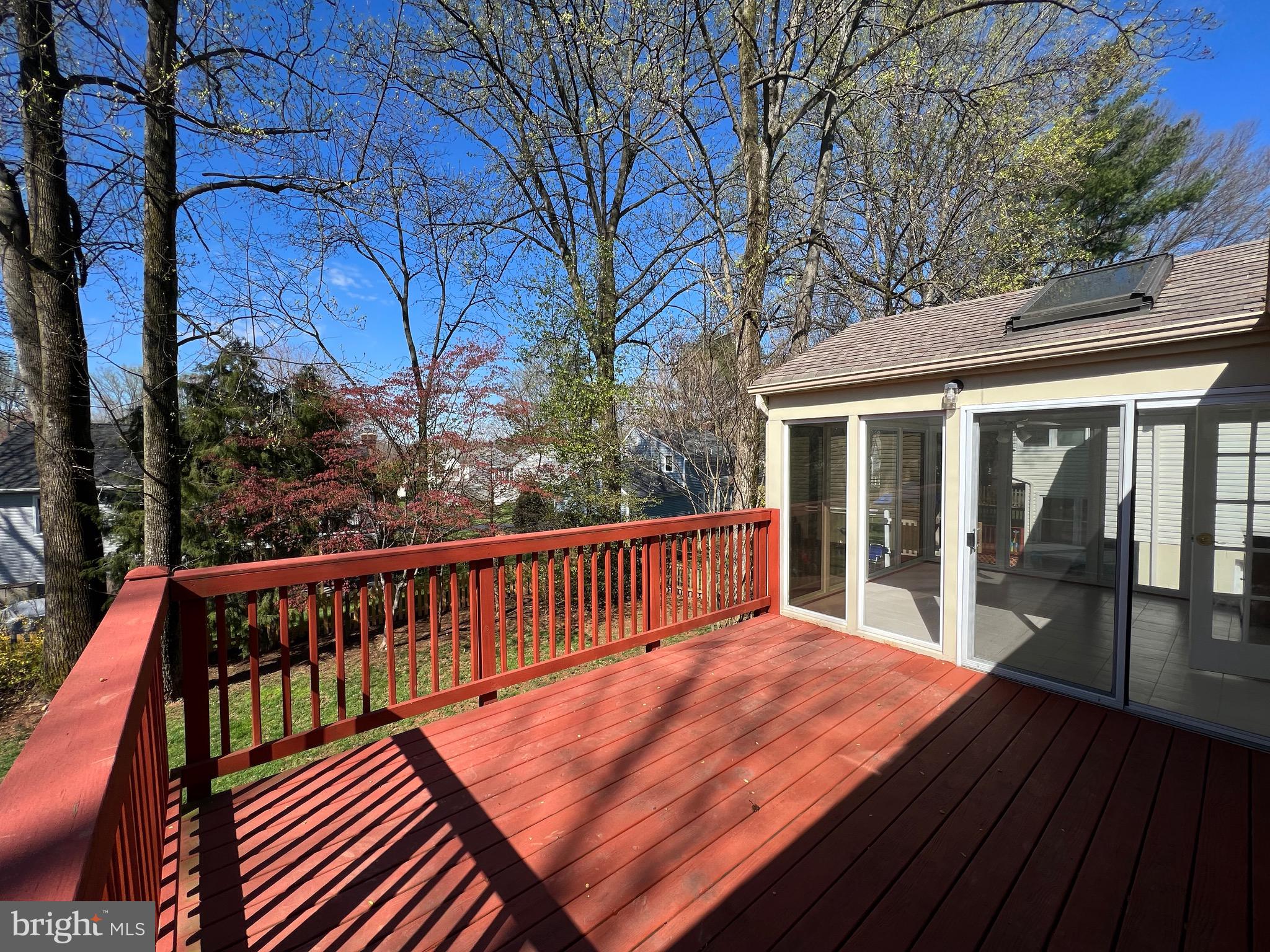 SIGNAL HILL - Residential