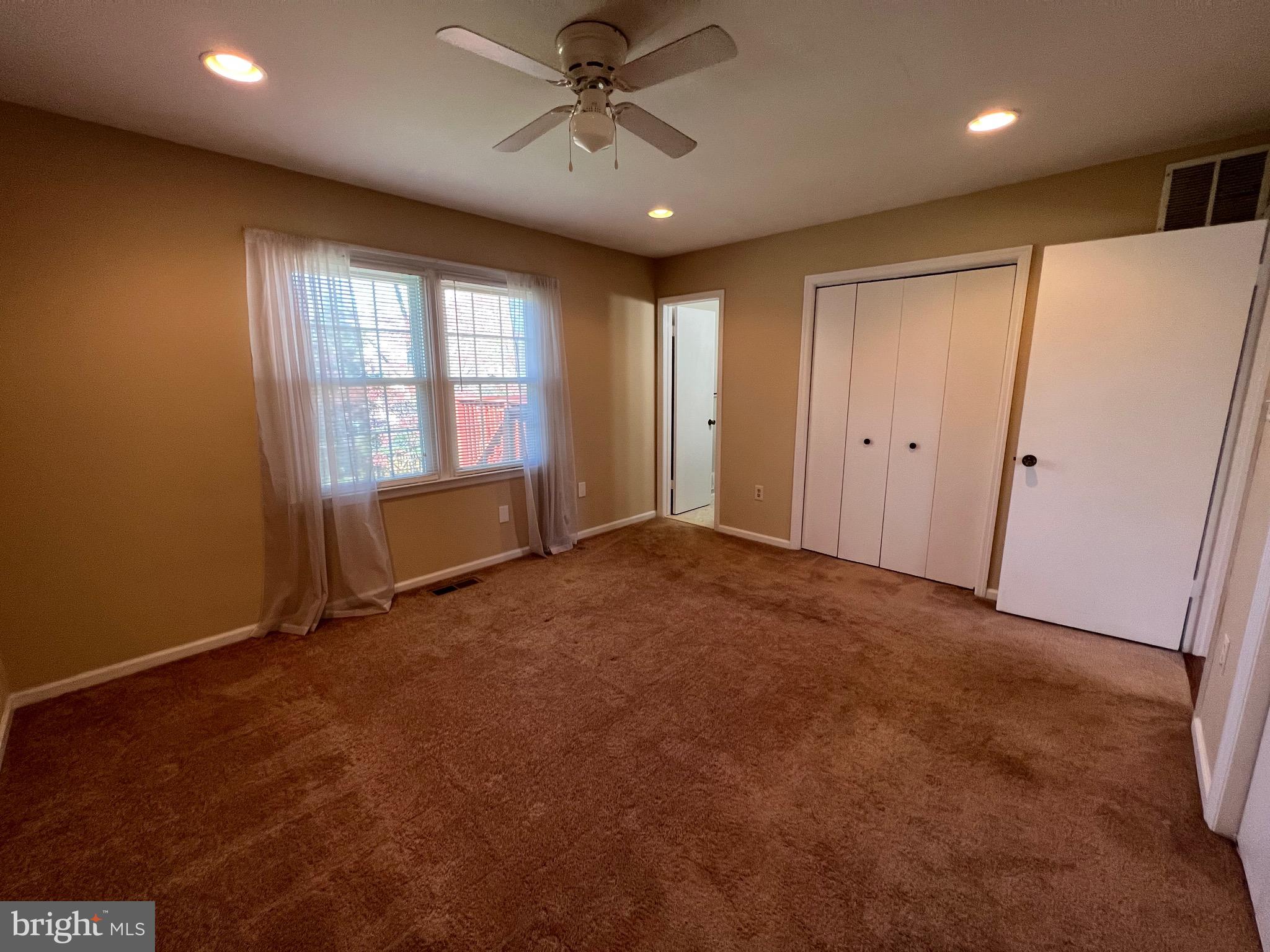 SIGNAL HILL - Residential