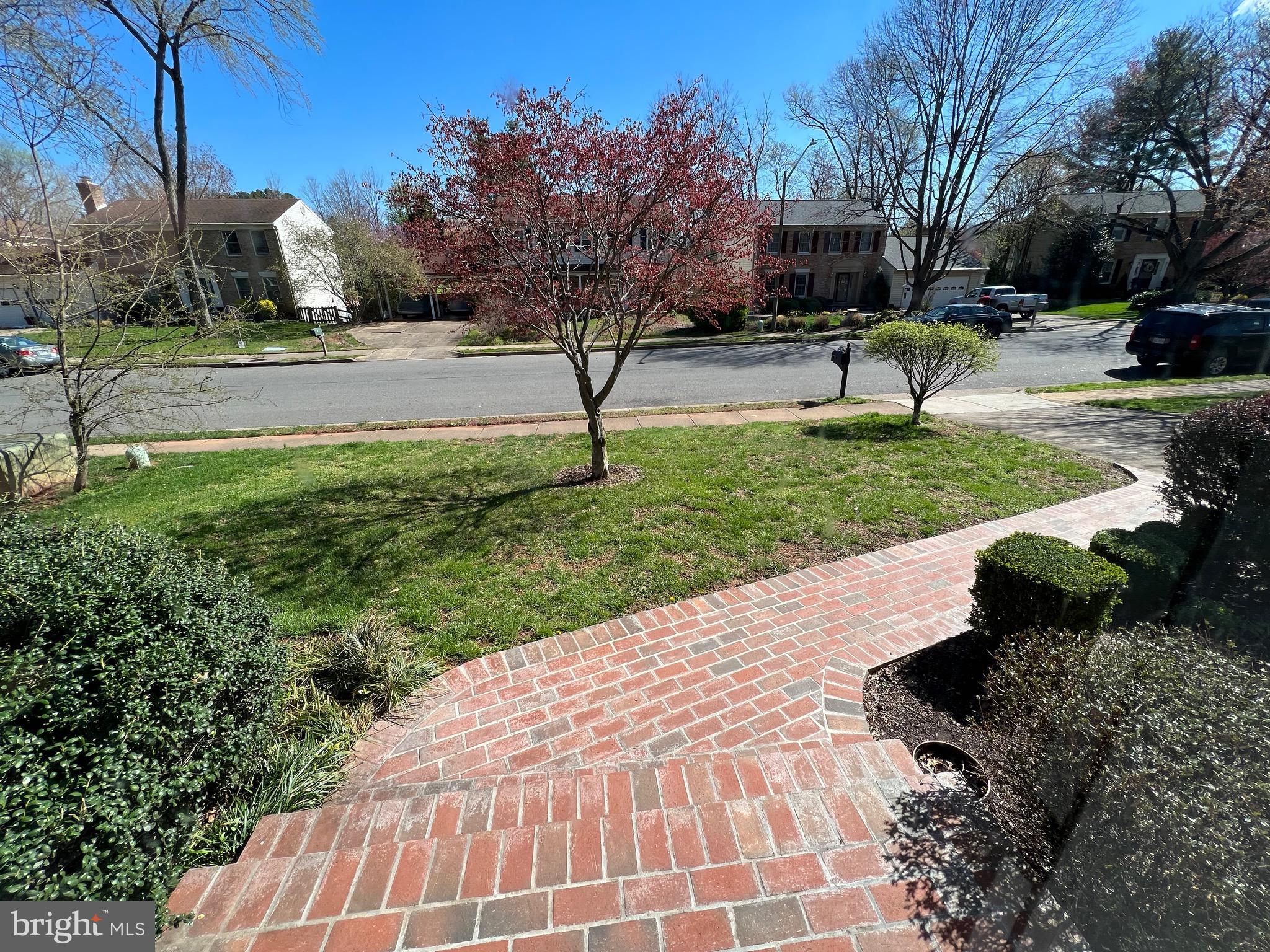 SIGNAL HILL - Residential