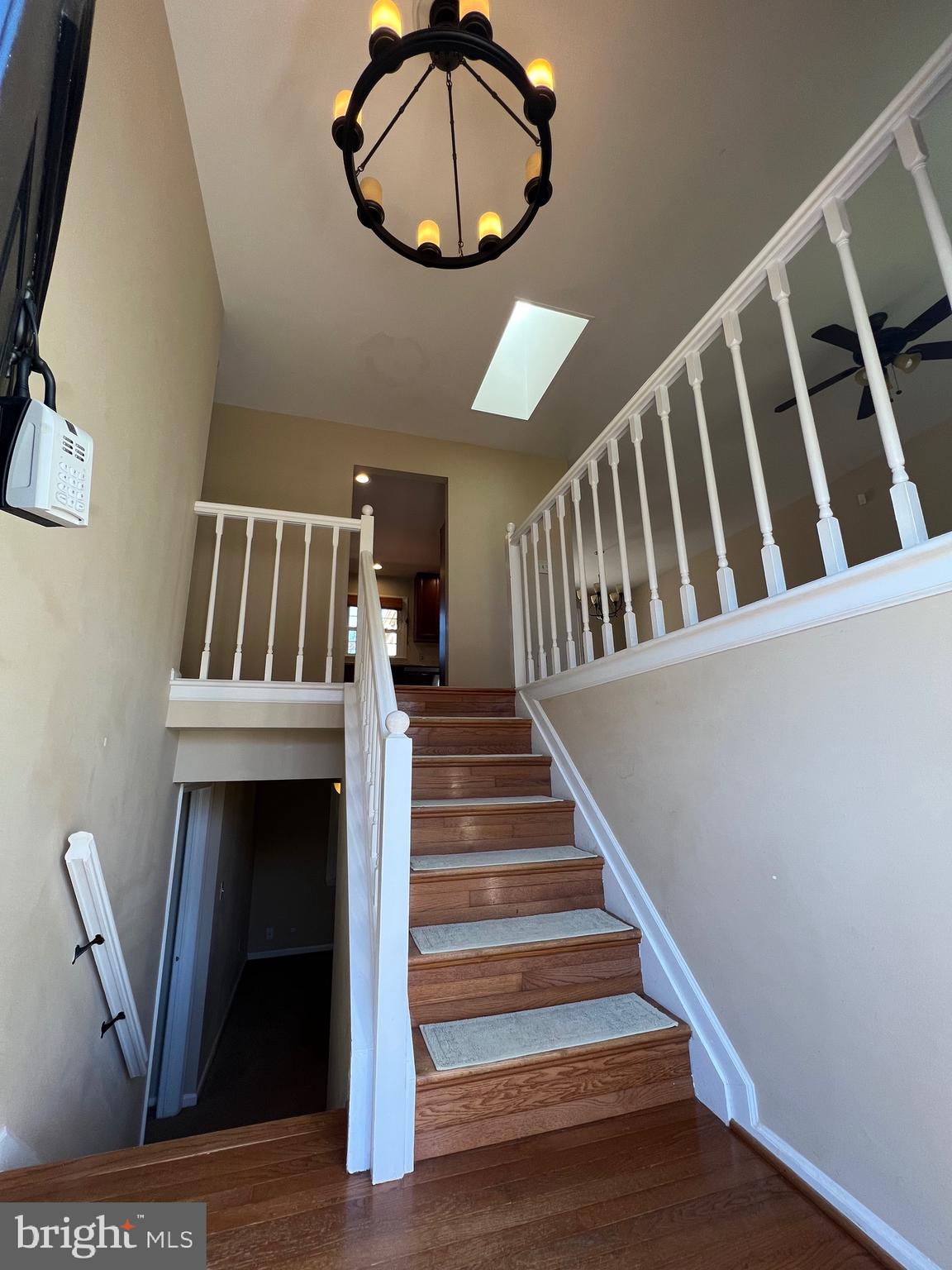 SIGNAL HILL - Residential