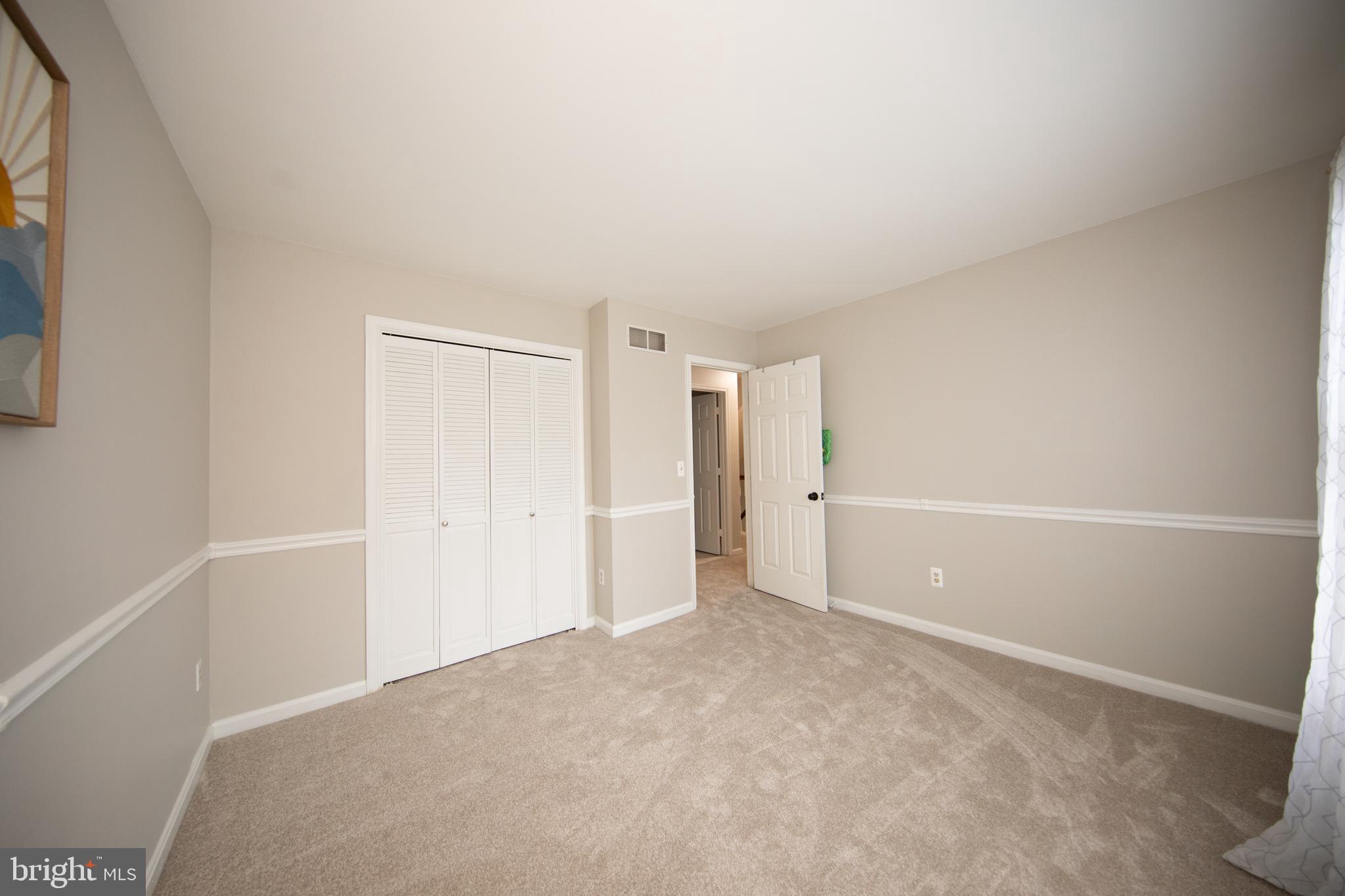 OAK MOORE SQUARE CONDOMINIUMS - Residential