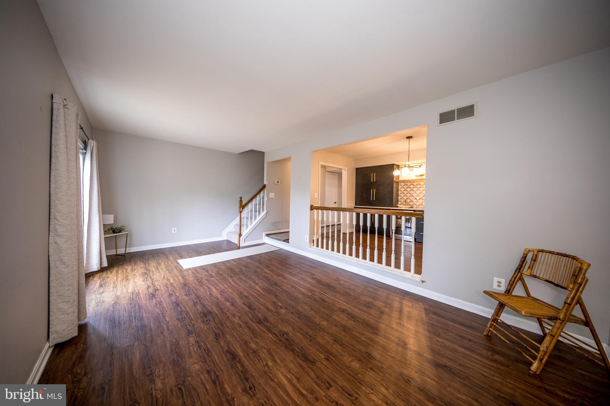 OAK MOORE SQUARE CONDOMINIUMS - Residential