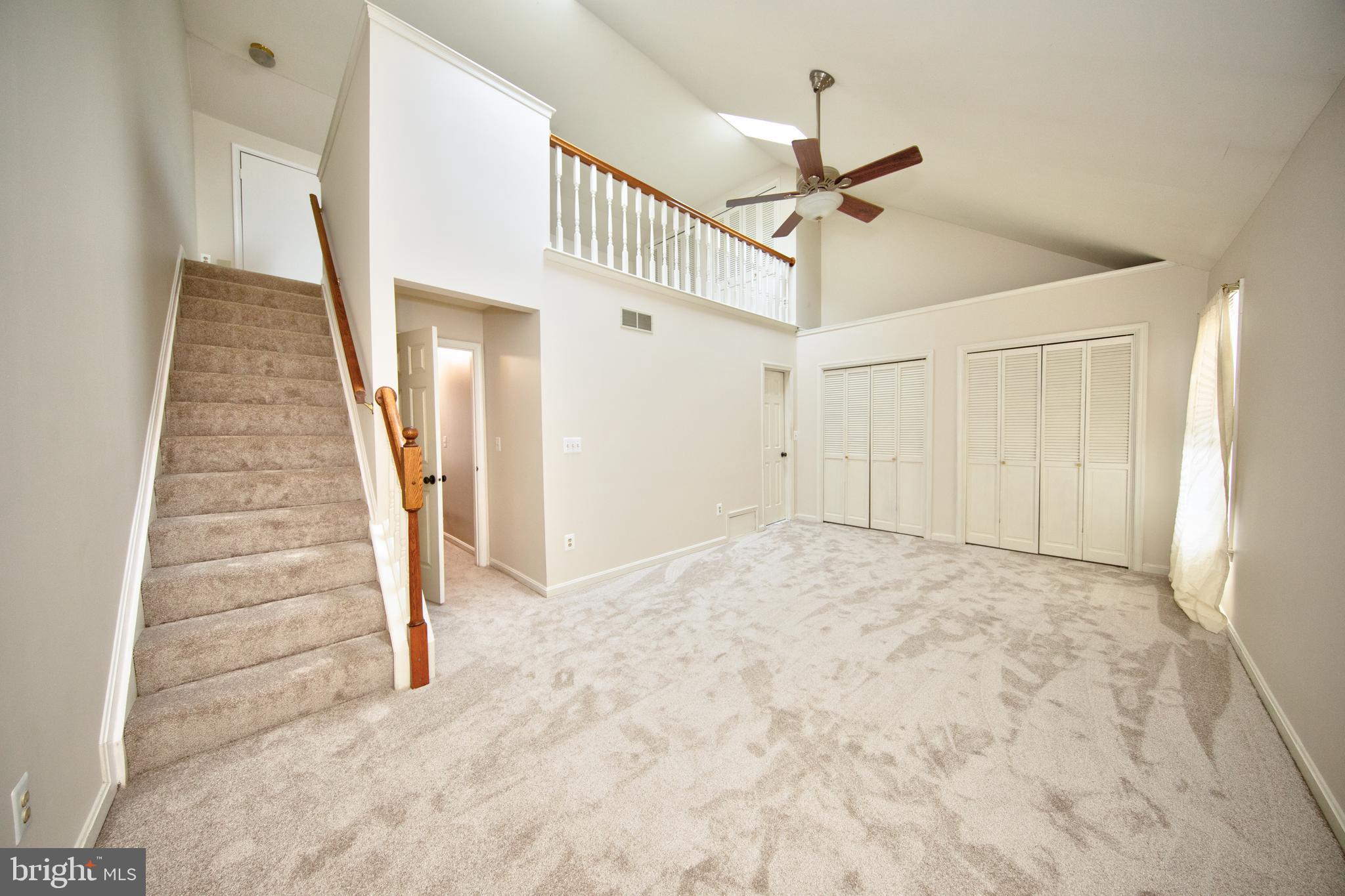 OAK MOORE SQUARE CONDOMINIUMS - Residential