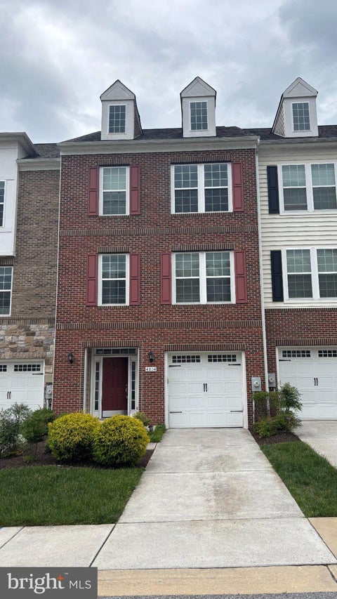 Townhouse For Sale - 4804 Forest Pine Drive<br/> UPPER MARLBORO, MD 20772