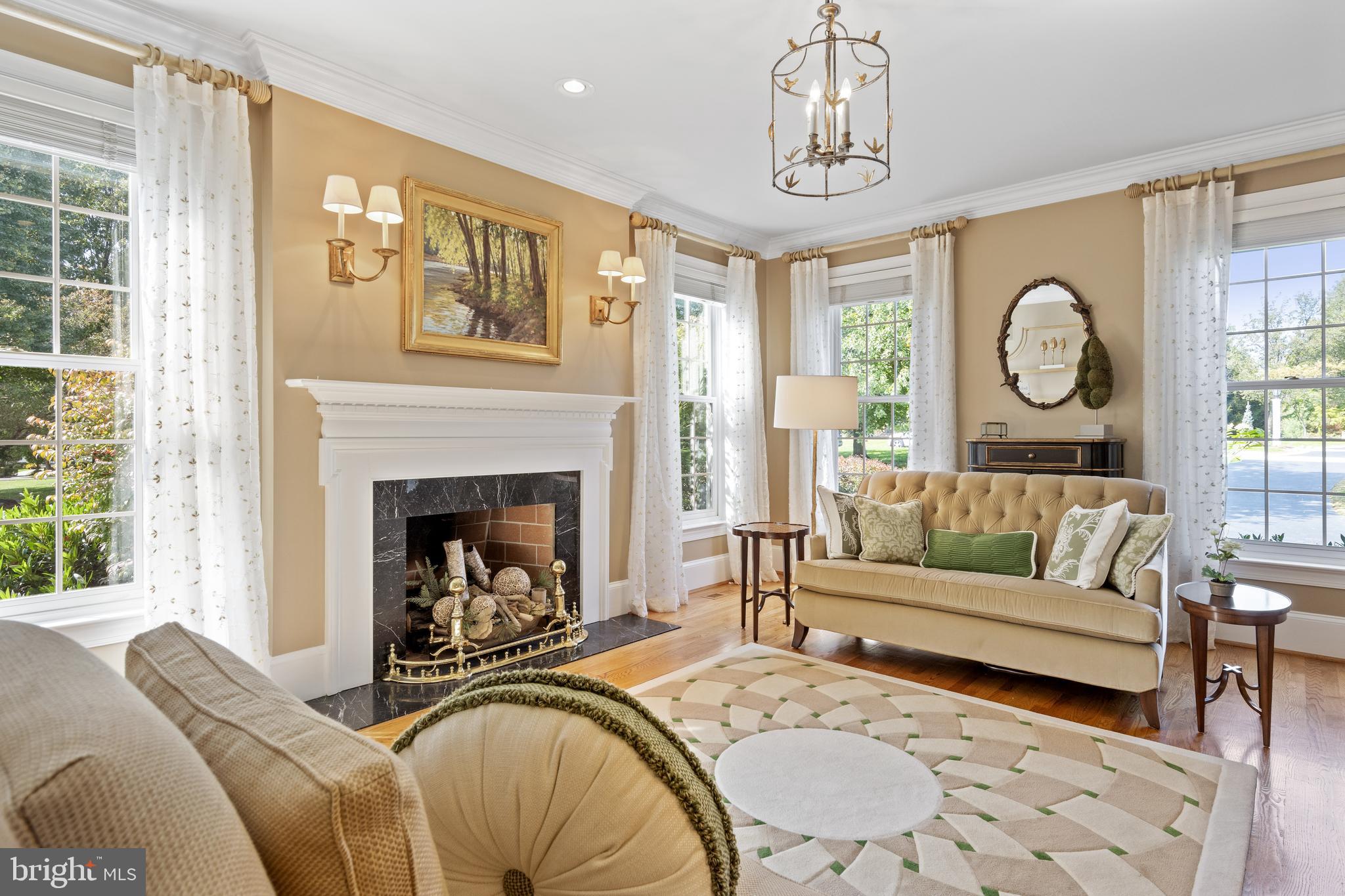 MAPLE HILL - Residential