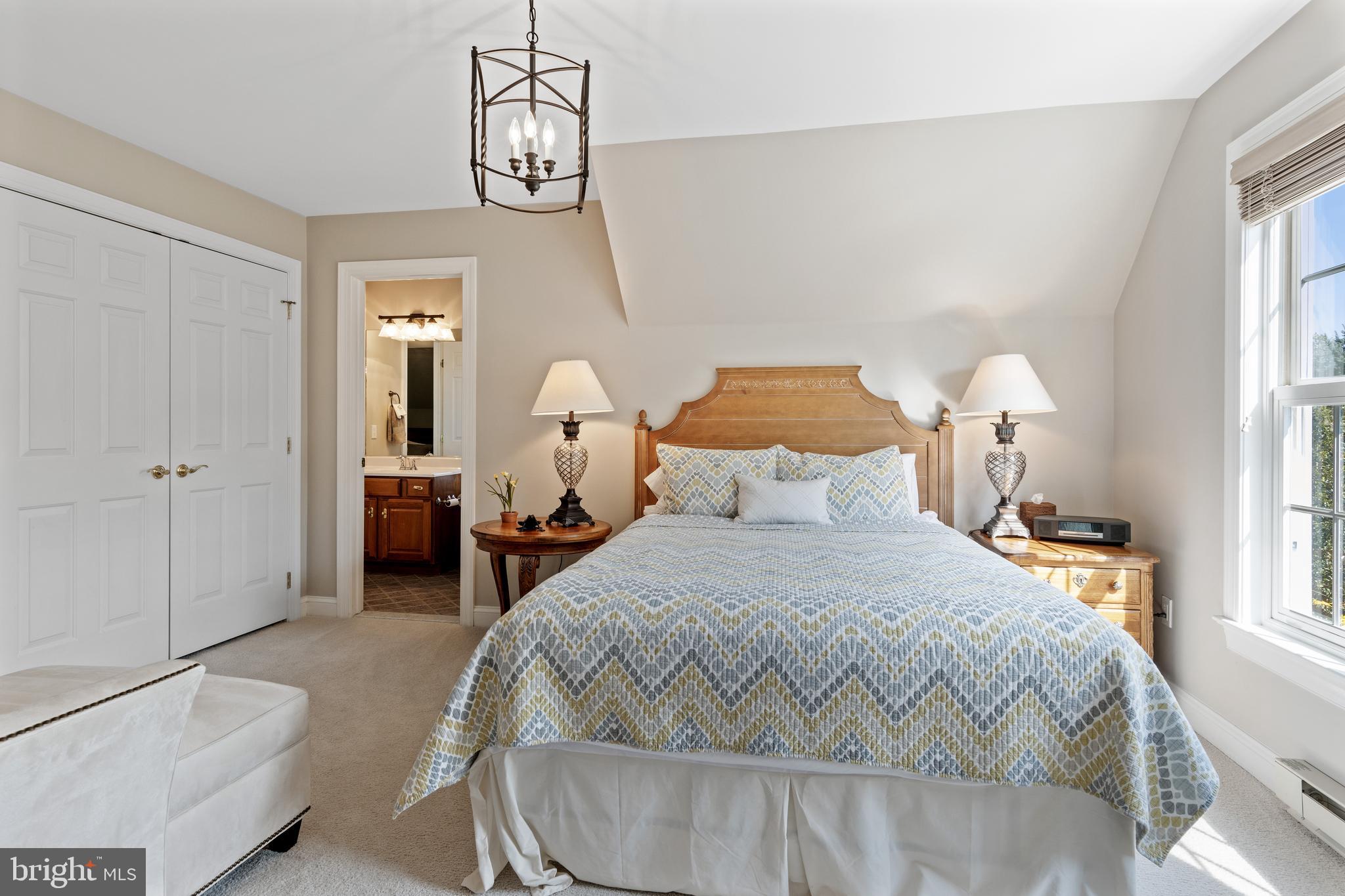 MAPLE HILL - Residential
