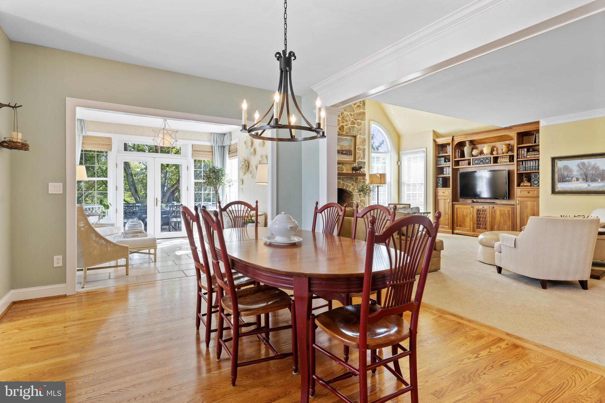 MAPLE HILL - Residential