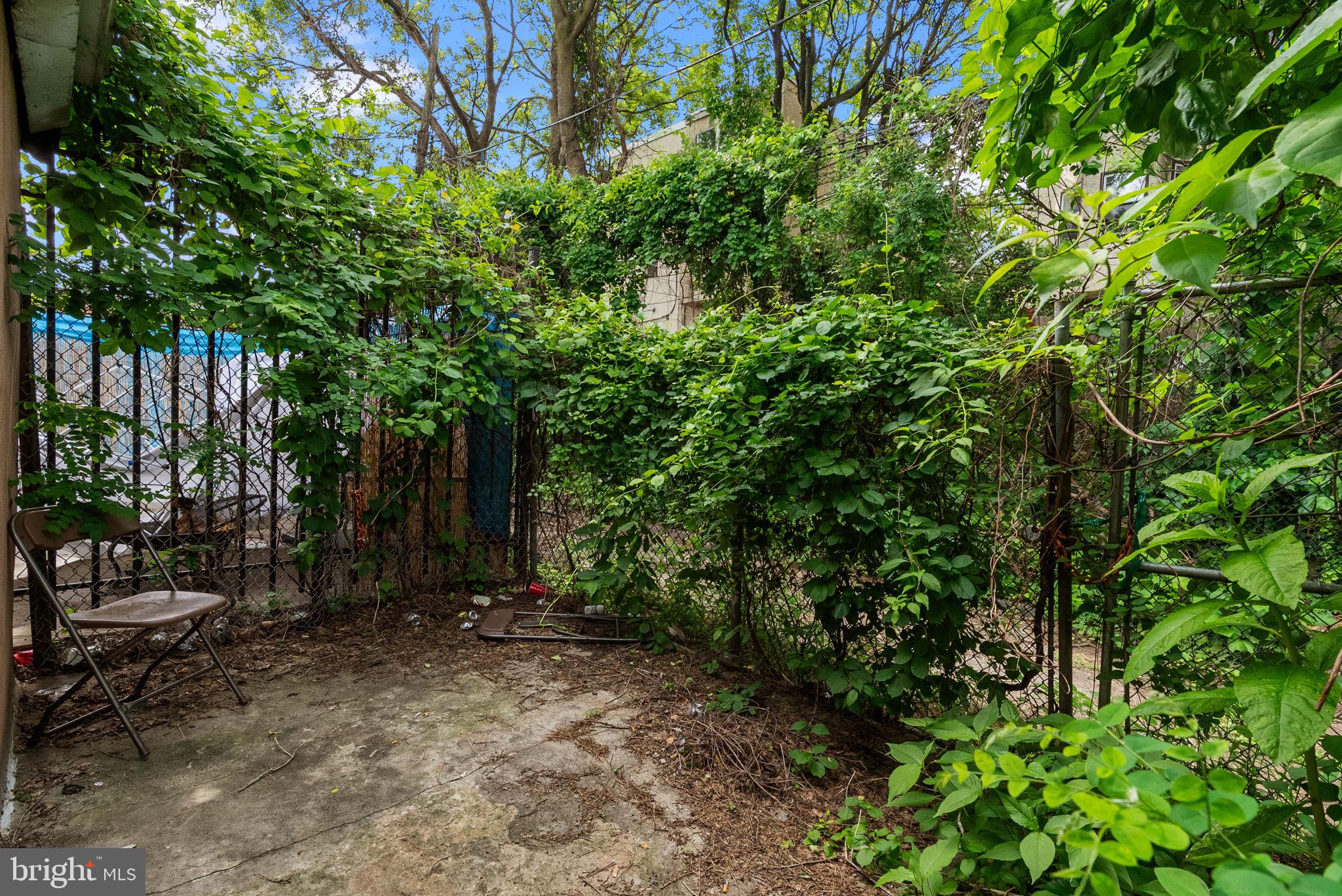 PHILADELPHIA (NORTHWEST) - Residential