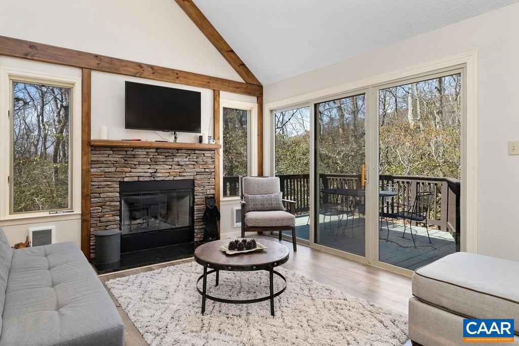 WINTERGREEN RESORT - Residential