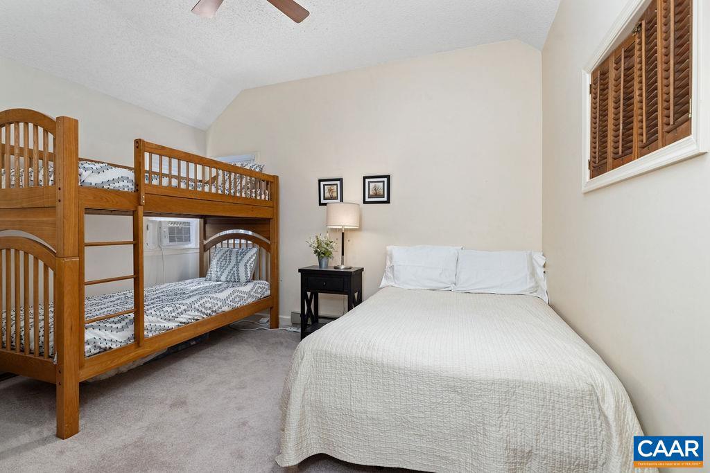 WINTERGREEN RESORT - Residential