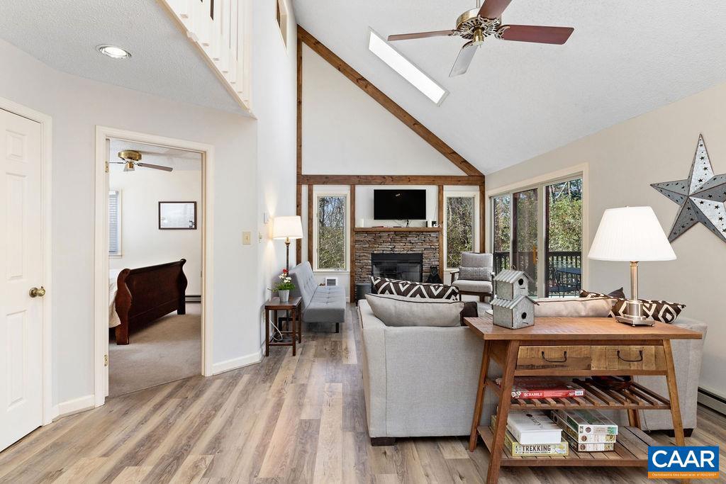 WINTERGREEN RESORT - Residential