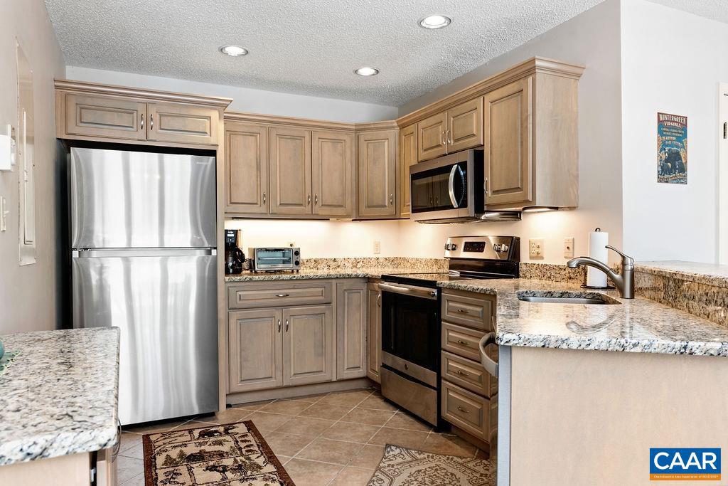 WINTERGREEN RESORT - Residential