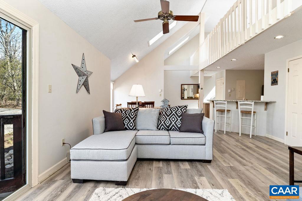 WINTERGREEN RESORT - Residential