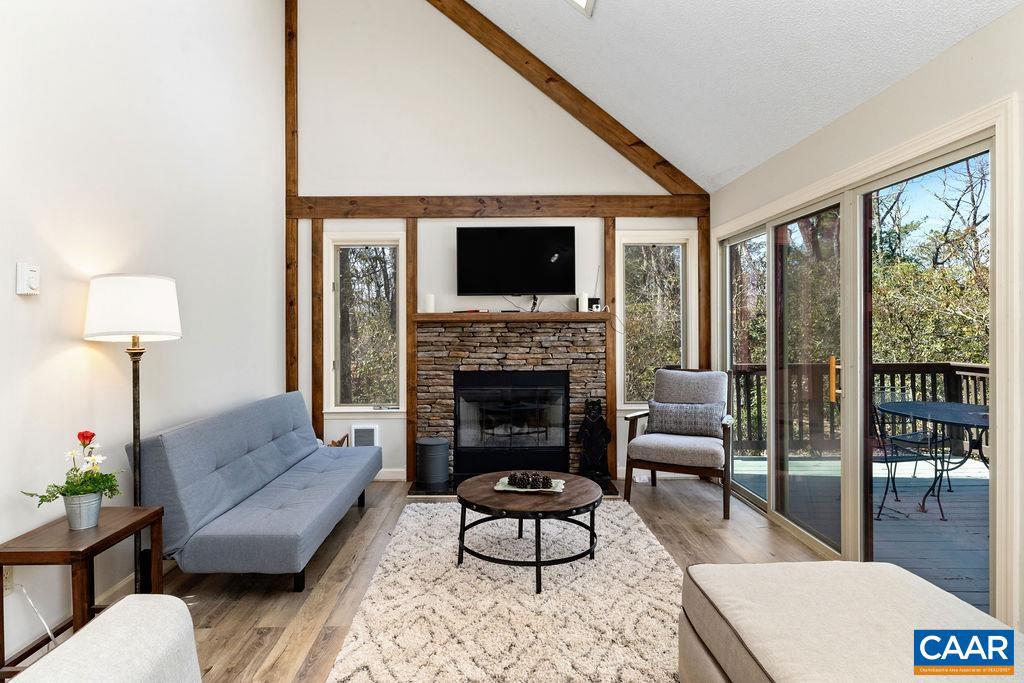 WINTERGREEN RESORT - Residential