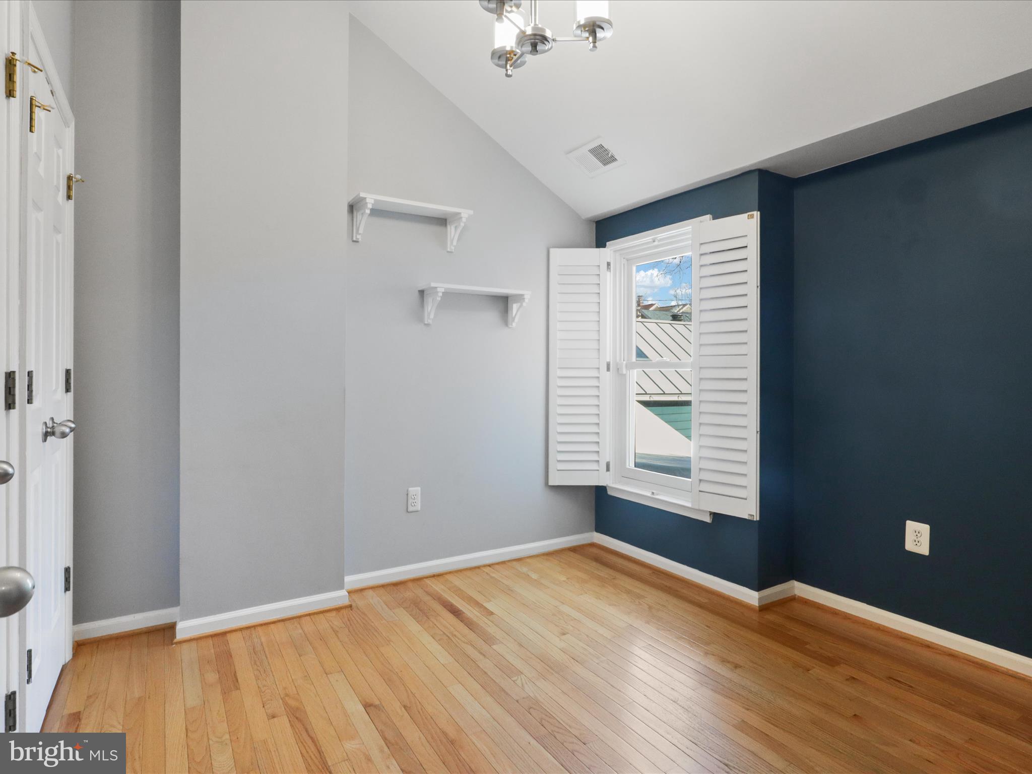 OLD TOWN - Residential