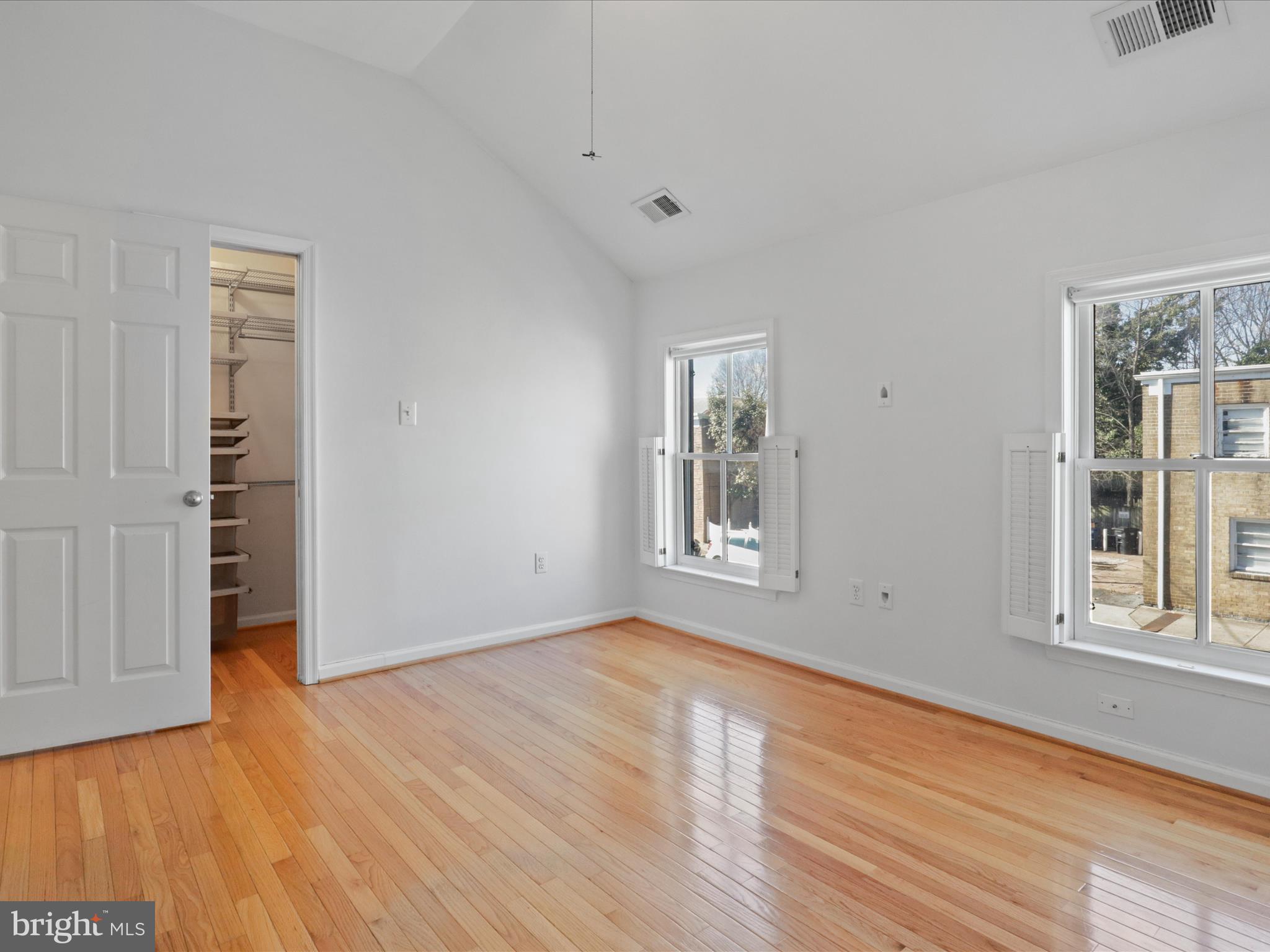 OLD TOWN - Residential