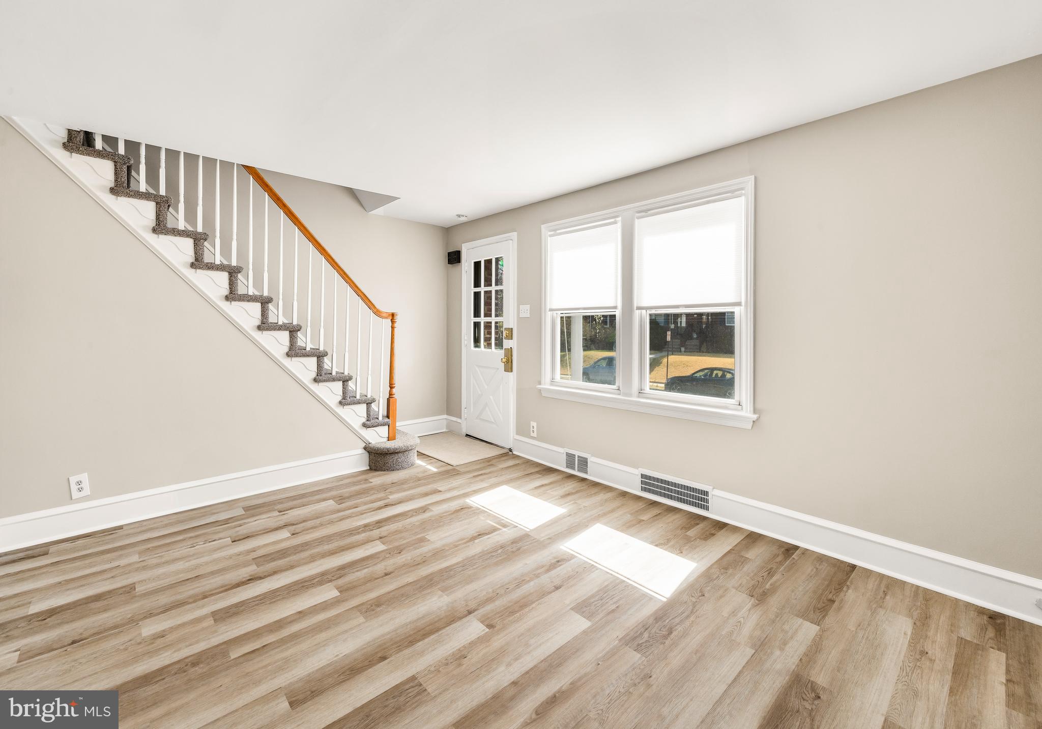 21 DOWLING AVENUE
