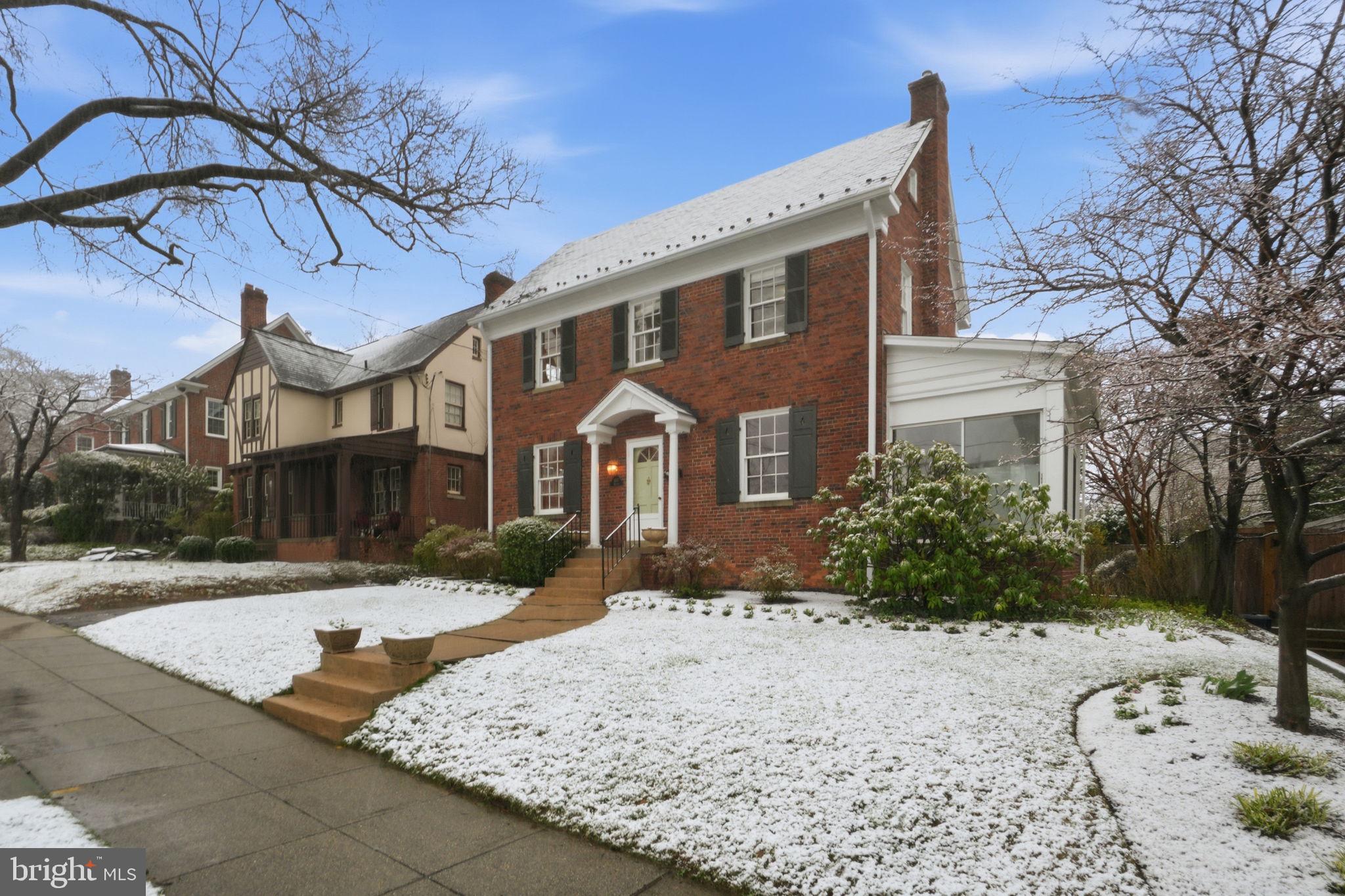 6117 WESTERN AVENUE NW