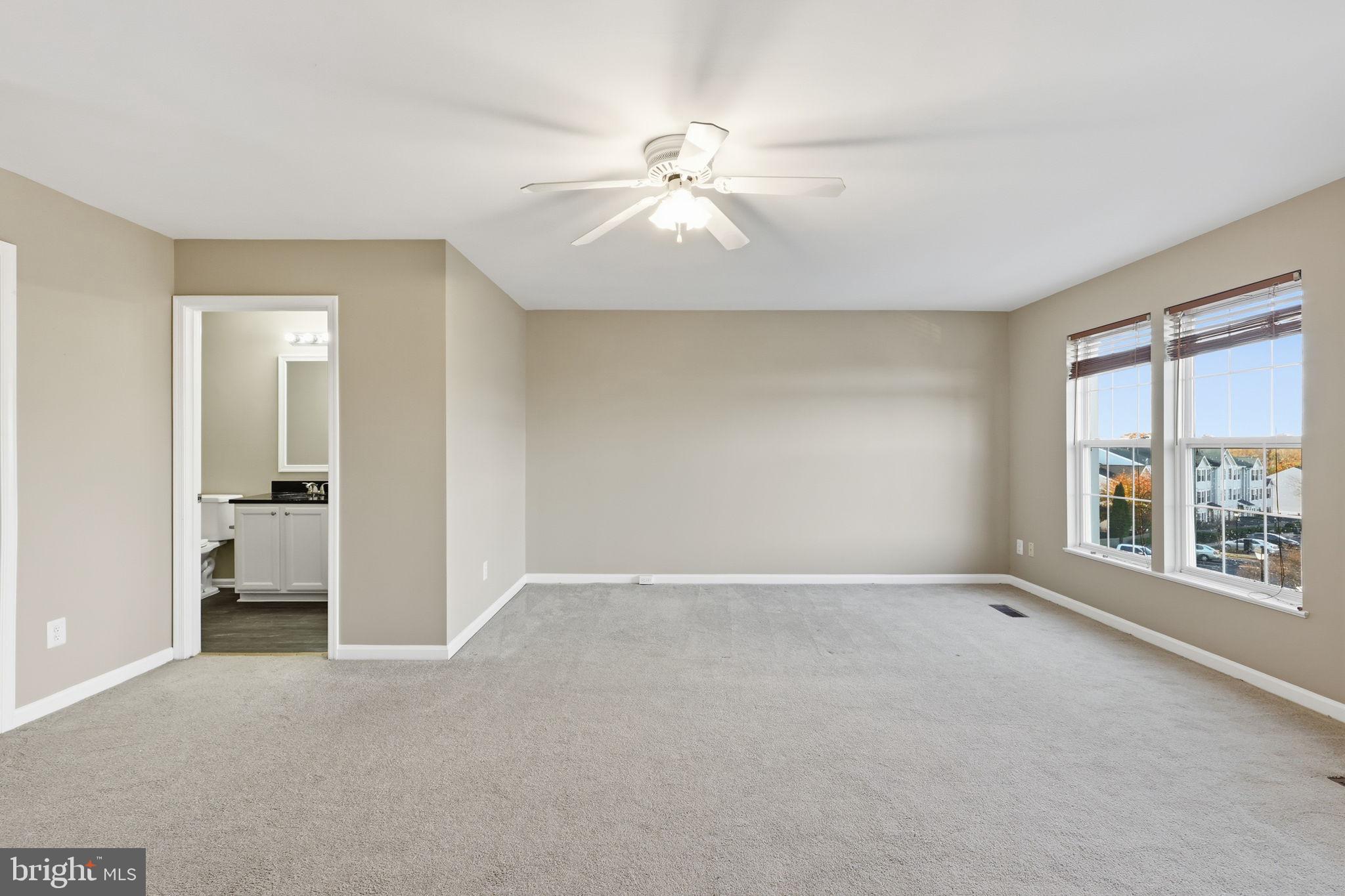 WELLINGTON/CLOVERHILL CONDOS - Residential