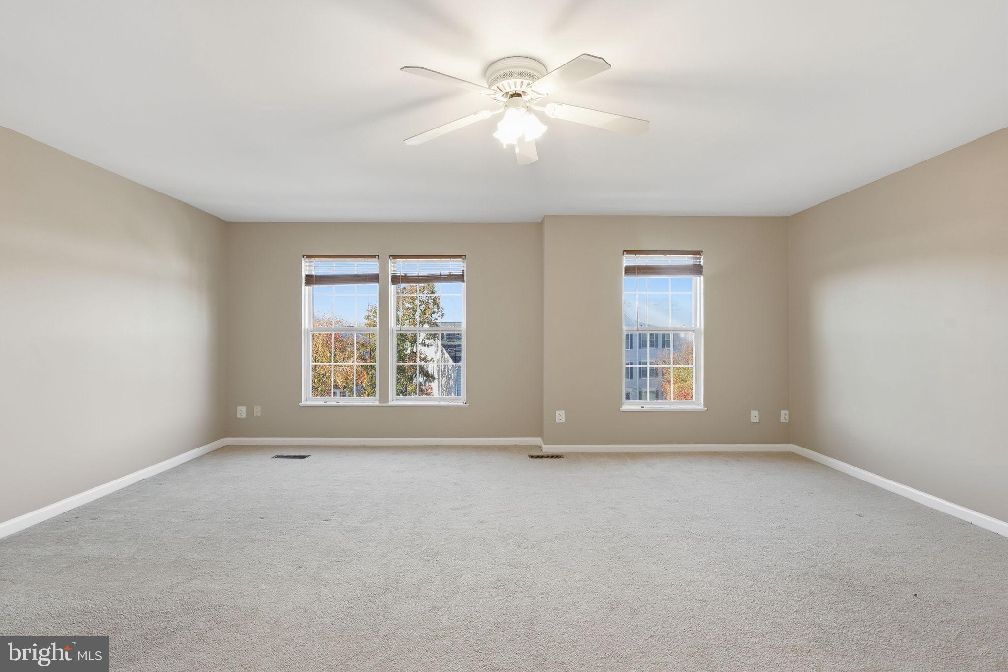 WELLINGTON/CLOVERHILL CONDOS - Residential