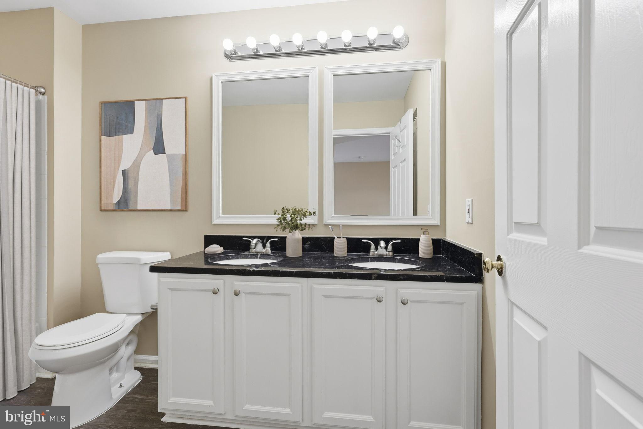 WELLINGTON/CLOVERHILL CONDOS - Residential