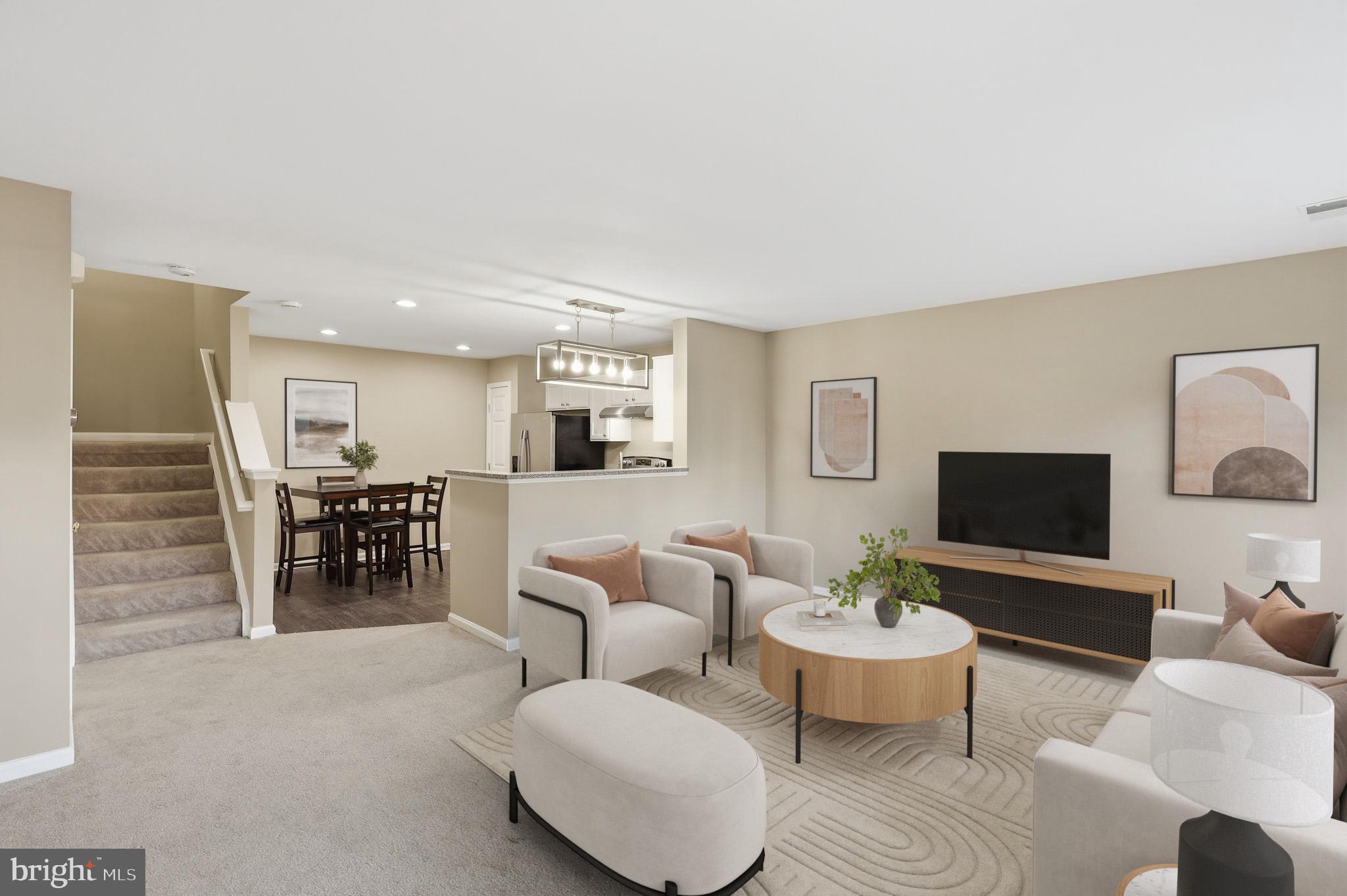 WELLINGTON/CLOVERHILL CONDOS - Residential