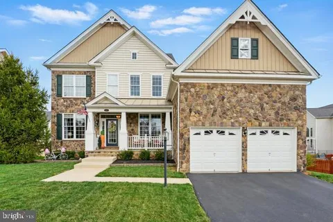 4609 Besselink Way, Haymarket, VA MLS: VAPW2090820