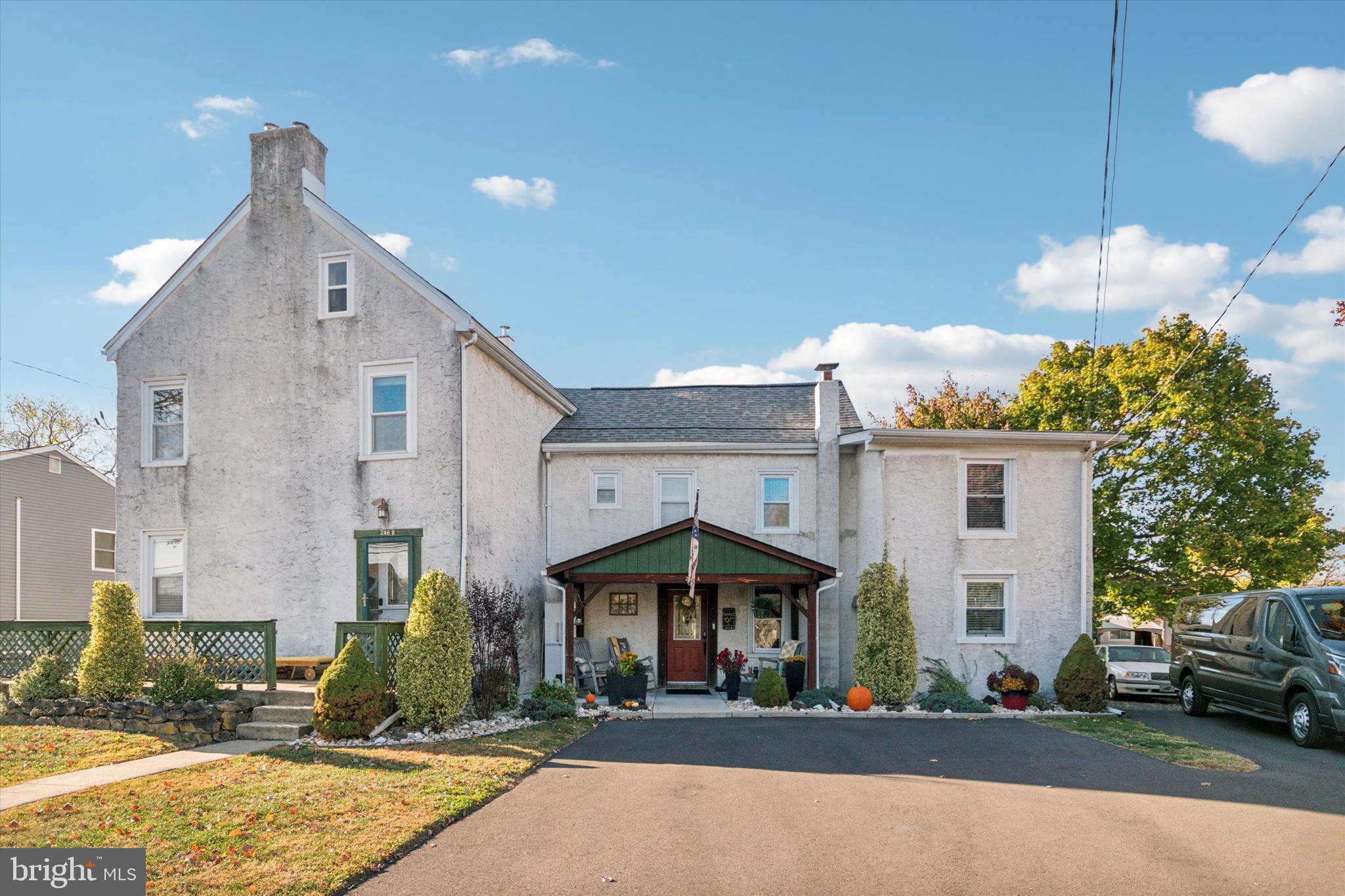 246 COTTAGE AVENUE
