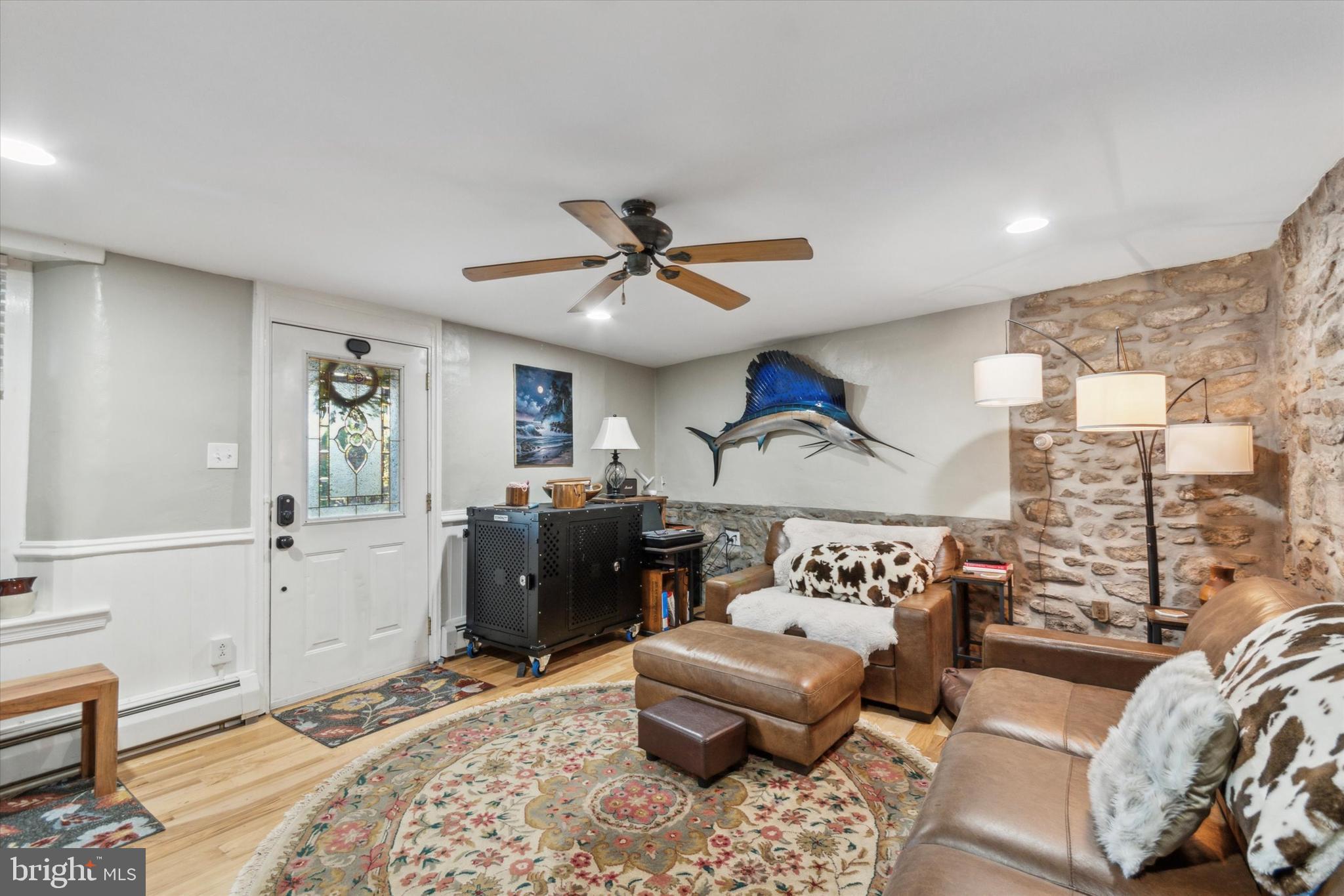 246 COTTAGE AVENUE