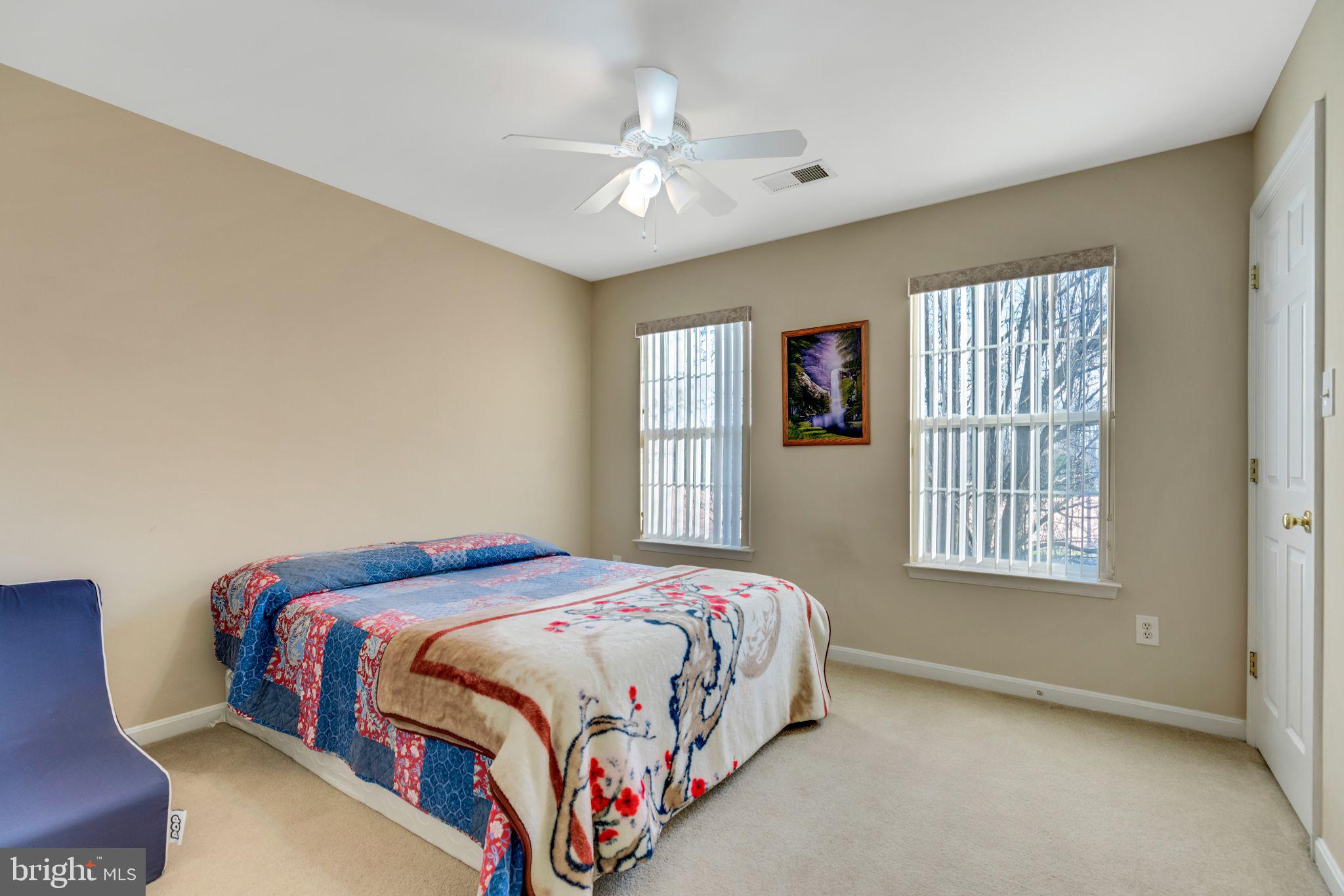 CABIN VILLAGE - Residential